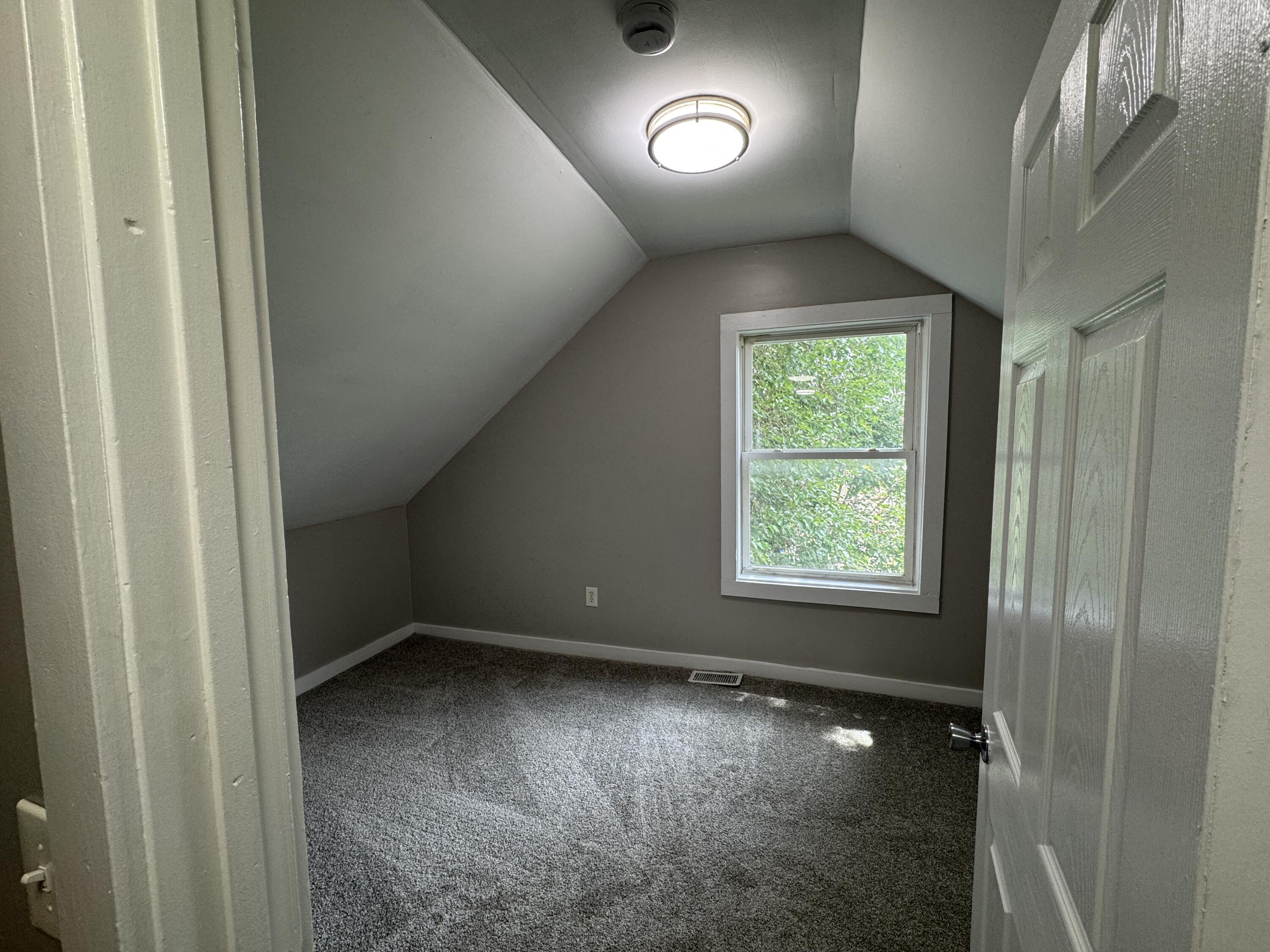 828 Isabella Court SE Grand Rapids MI 49507