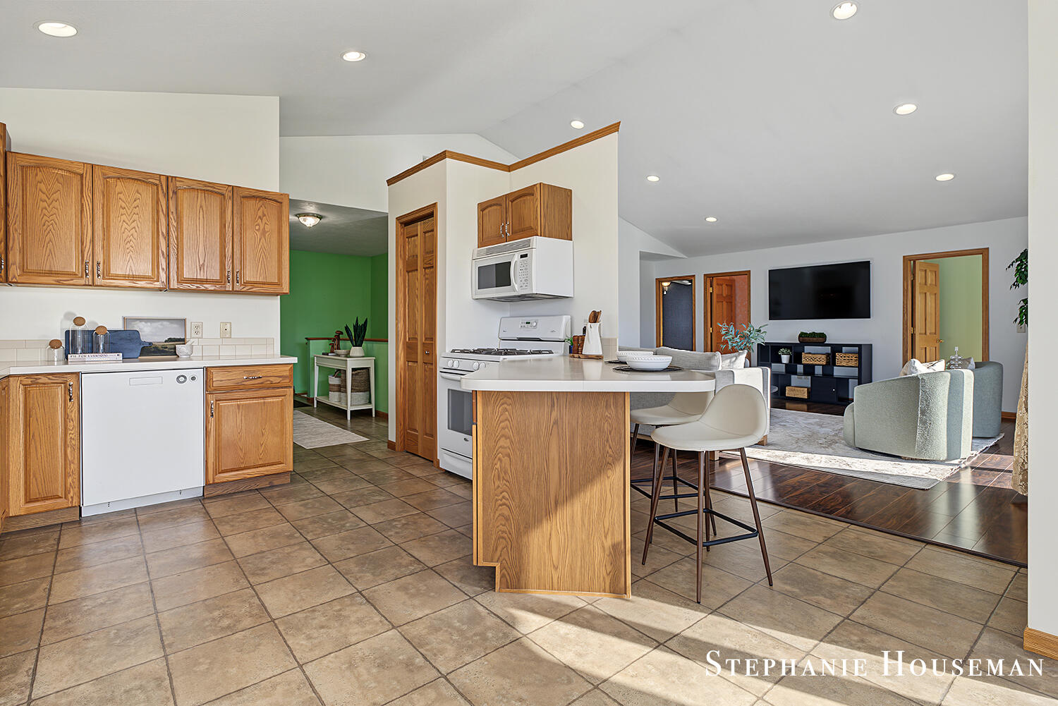 5169 SE Snow Avenue Ada MI 49301