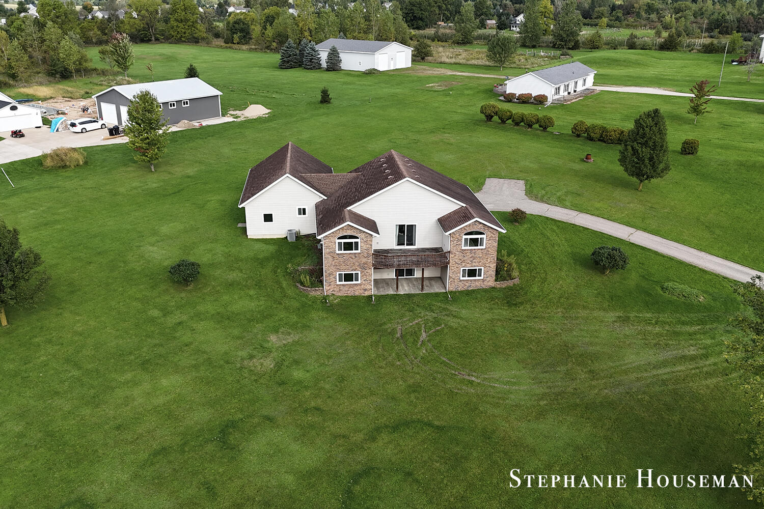 5169 SE Snow Avenue Ada MI 49301