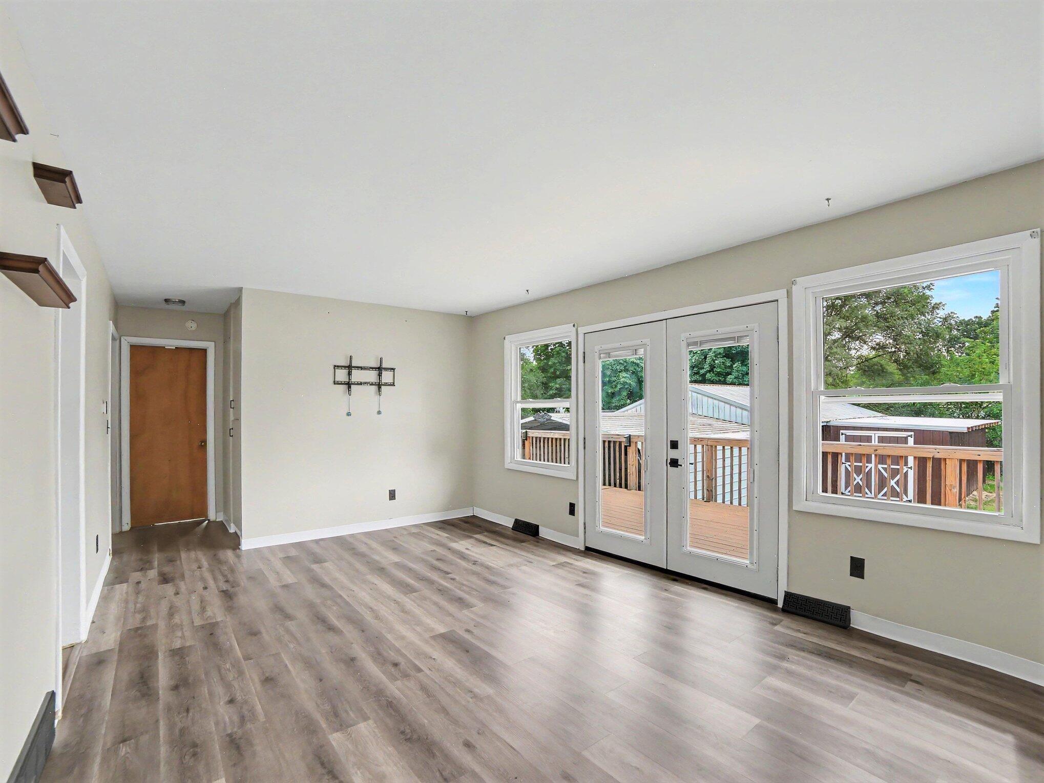 1825 Oak Park Drive Muskegon MI 49442
