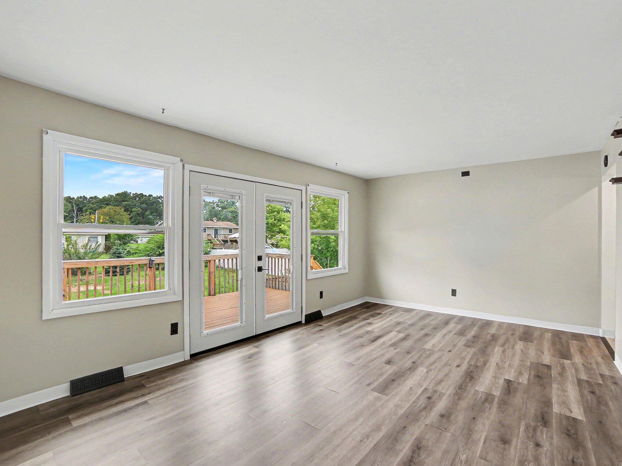 1825 Oak Park Drive Muskegon MI 49442