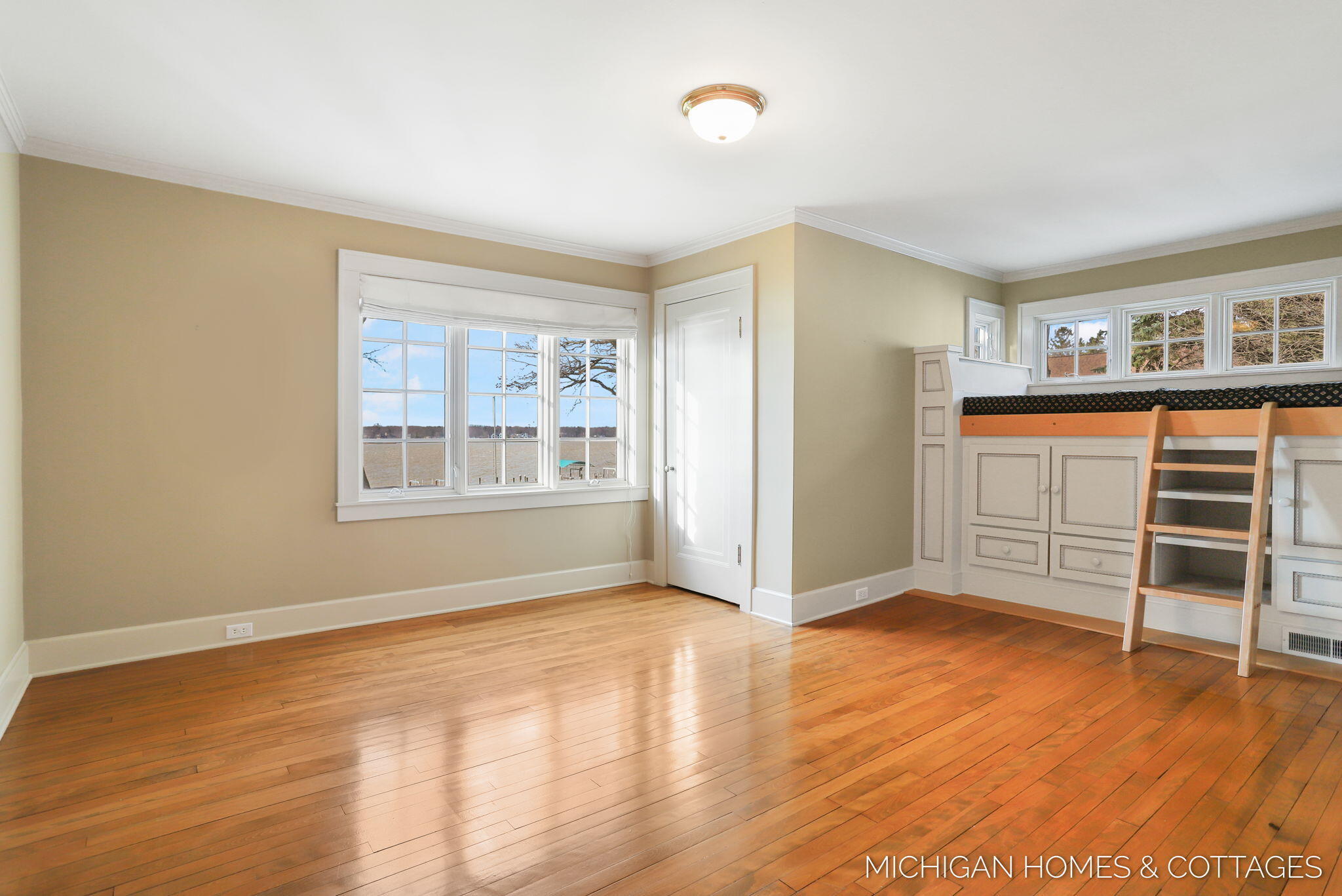 714 N Shore Drive Holland MI 49424