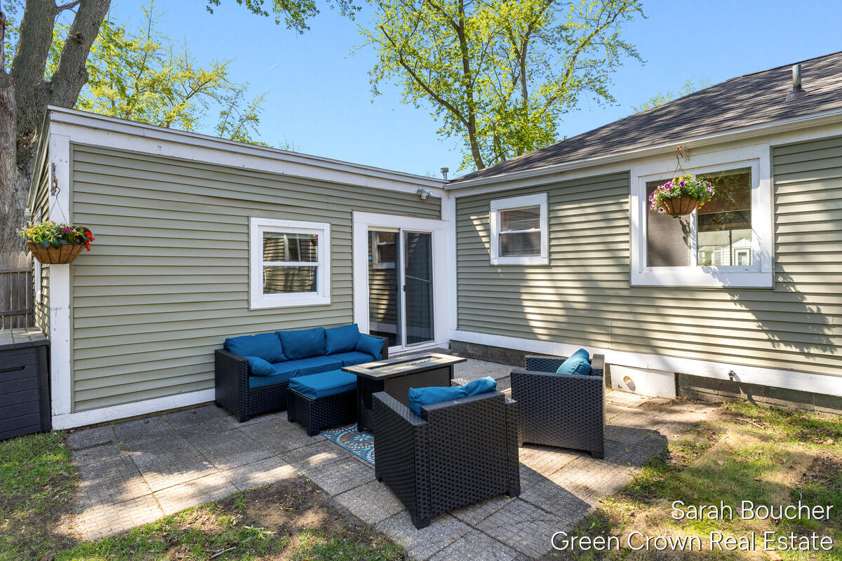 157 1st Avenue Norton Shores MI 49444