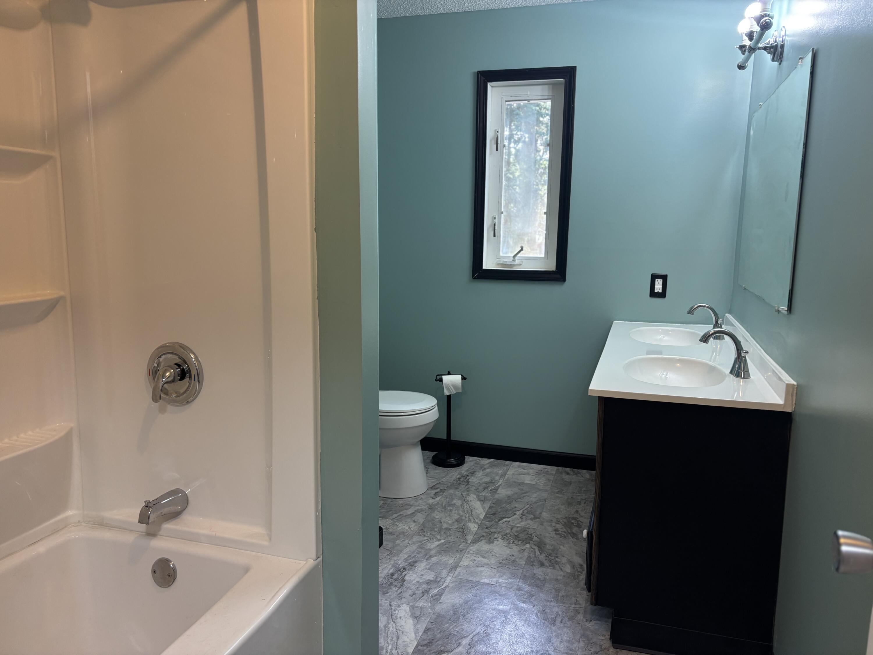 3171 Kooi Street Muskegon MI 49444