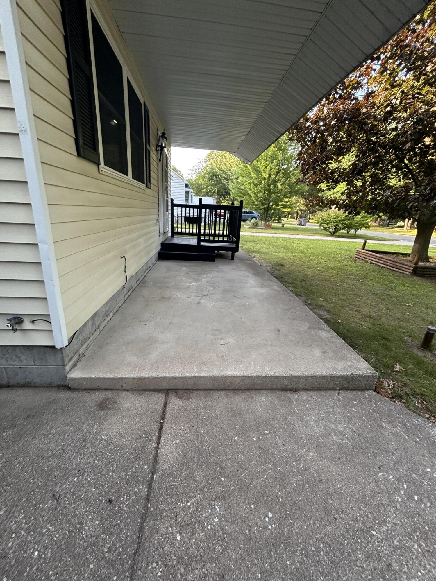 3171 Kooi Street Muskegon MI 49444