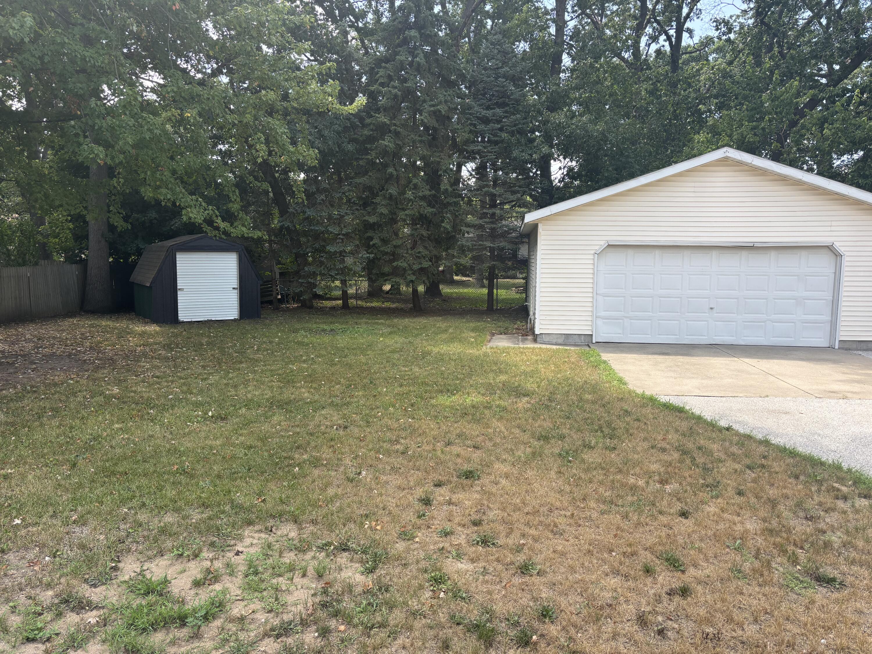 3171 Kooi Street Muskegon MI 49444