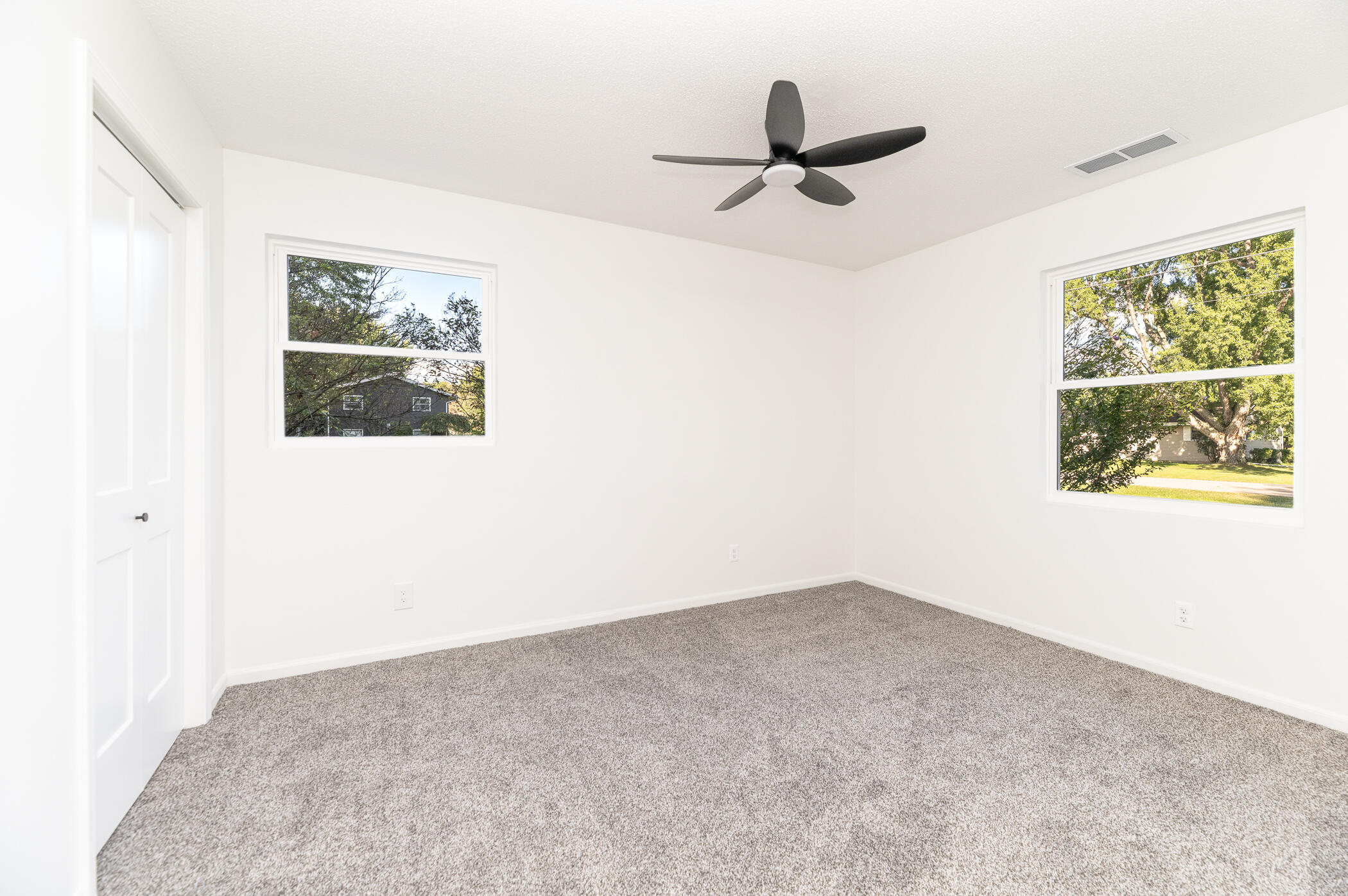 5564 Newton Avenue Coloma MI 49038