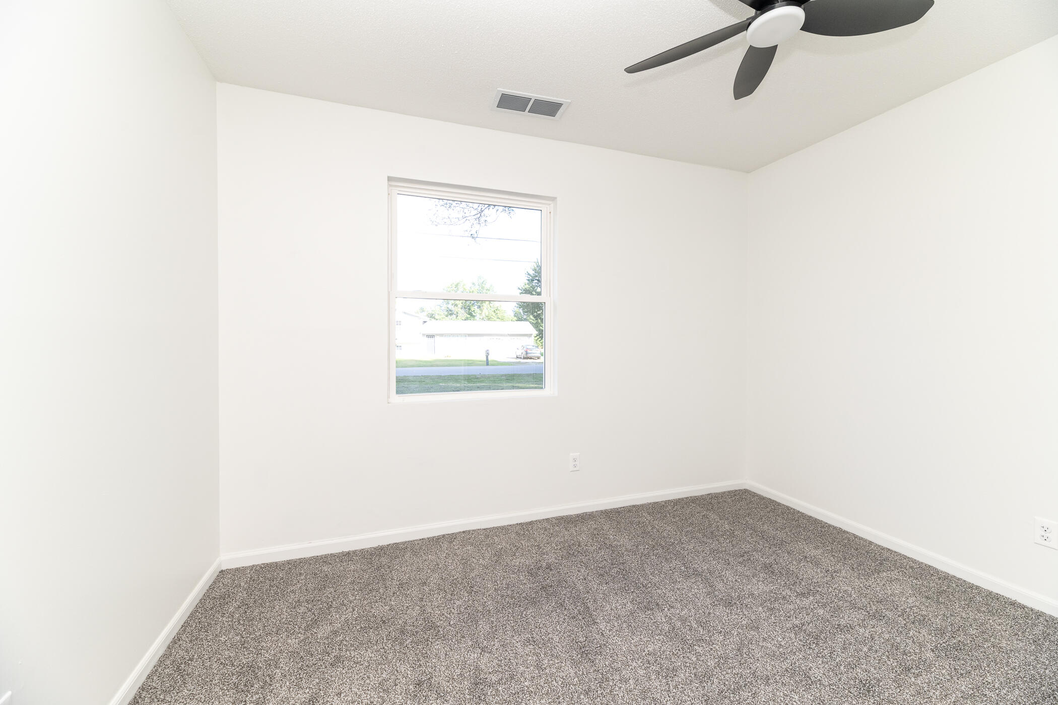 5564 Newton Avenue Coloma MI 49038