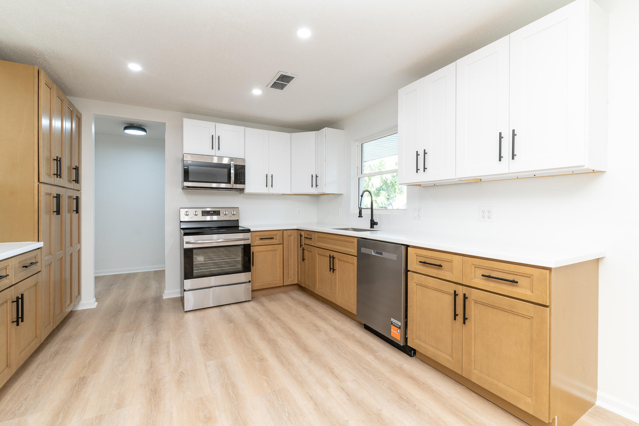 5564 Newton Avenue Coloma MI 49038