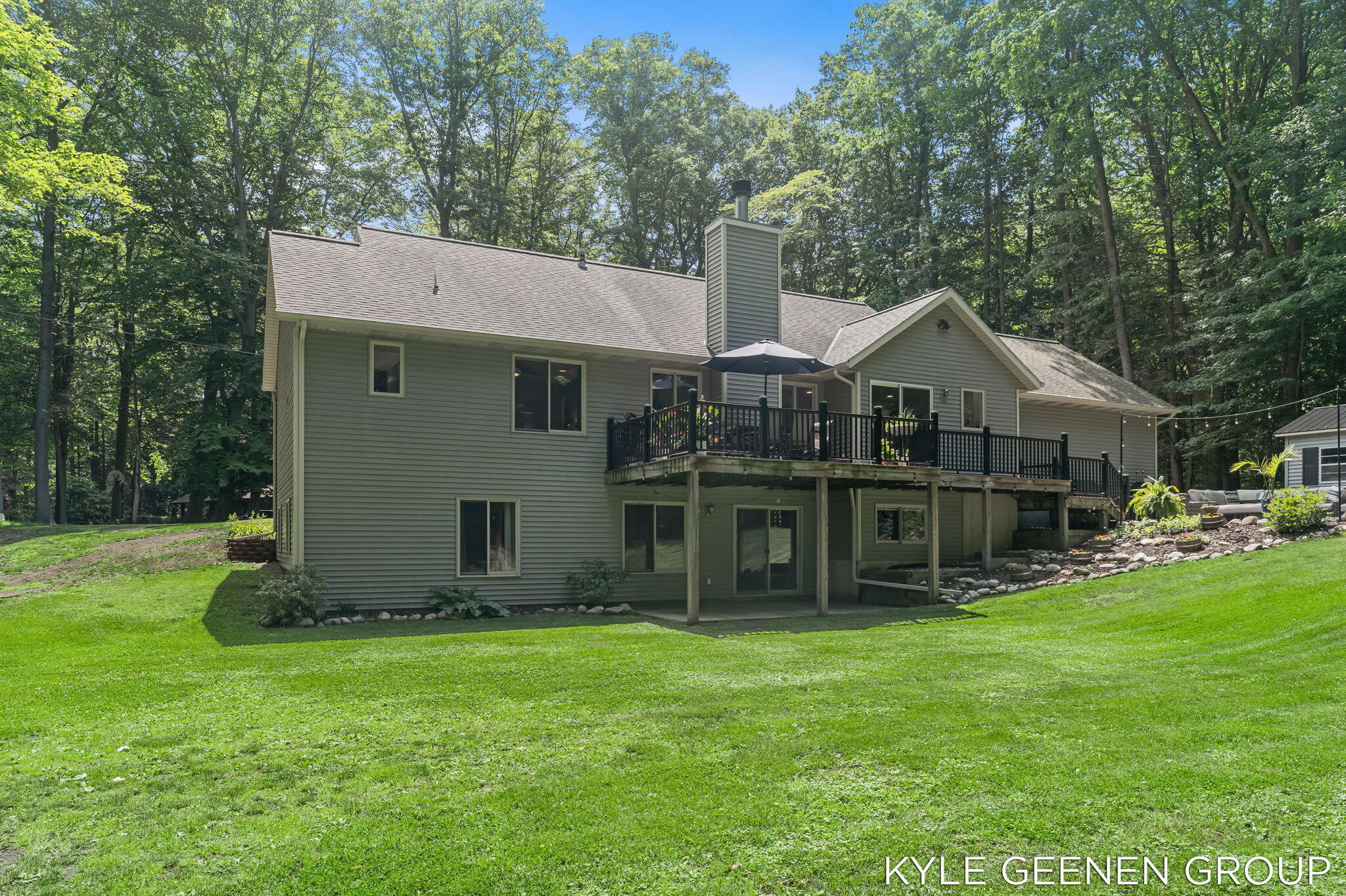 208 Chicago Avenue Holland MI 49424