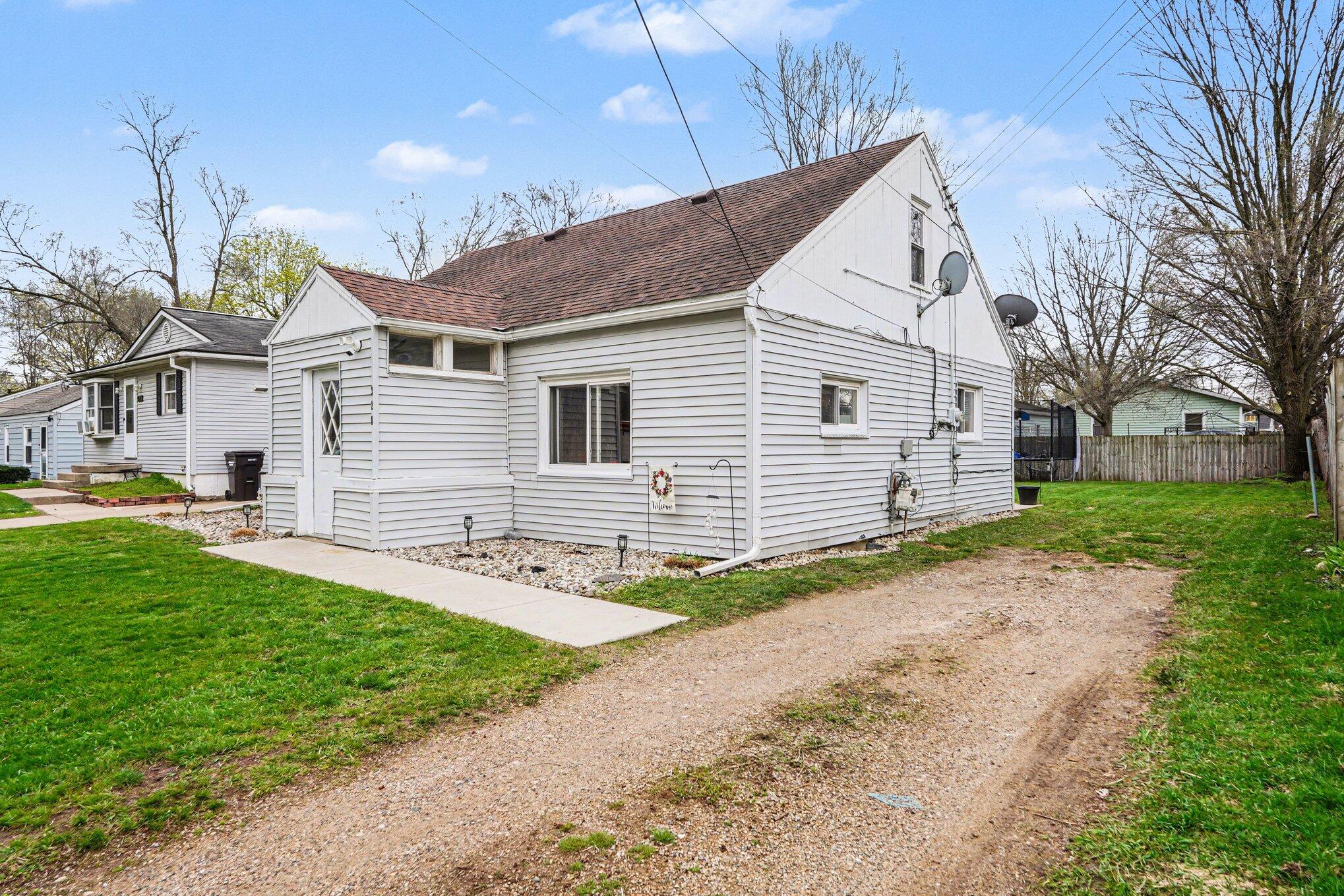 320 Nancy Street SE Grand Rapids MI 49548
