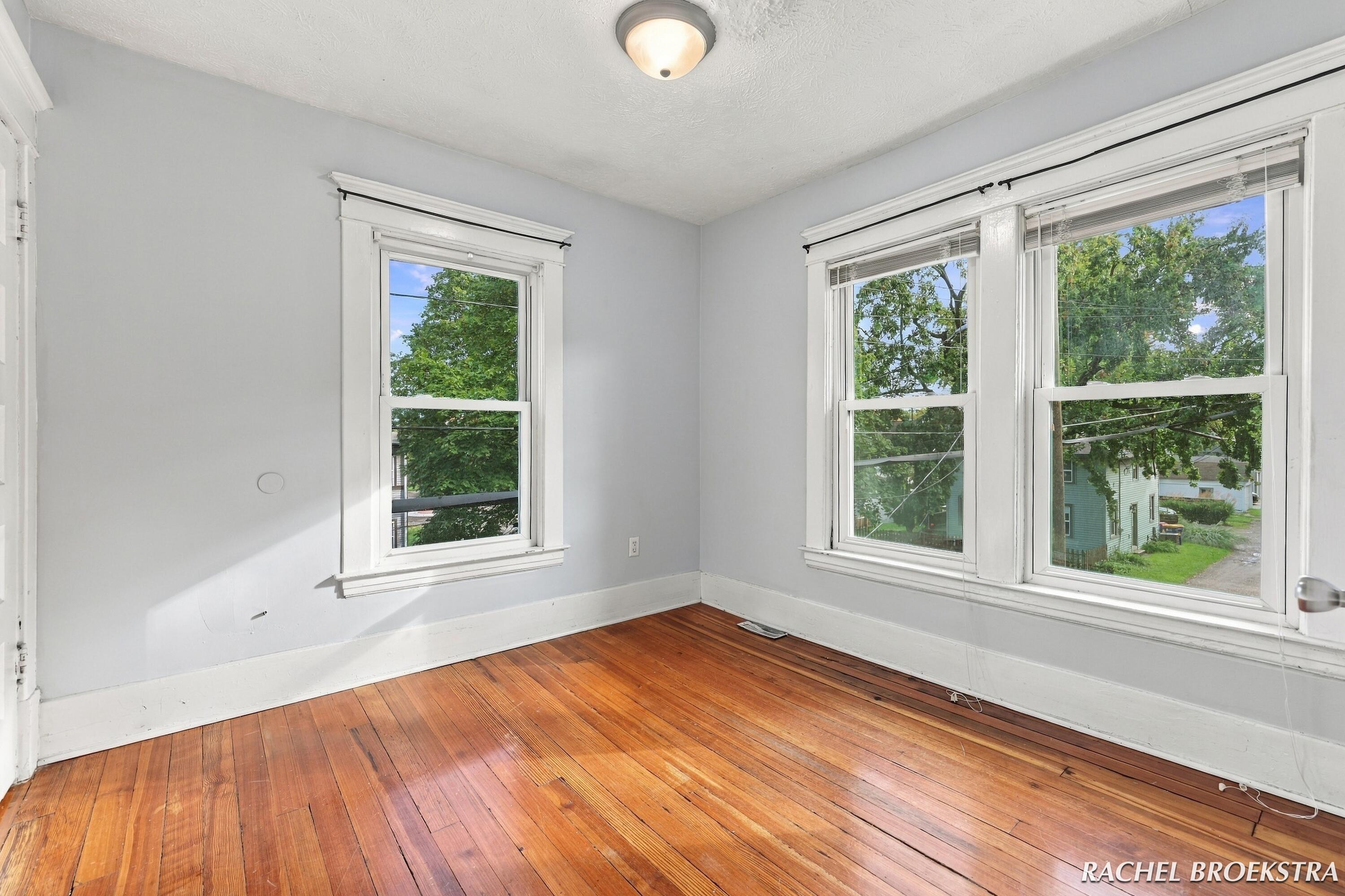 449 Giddings Avenue SE Grand Rapids MI 49506