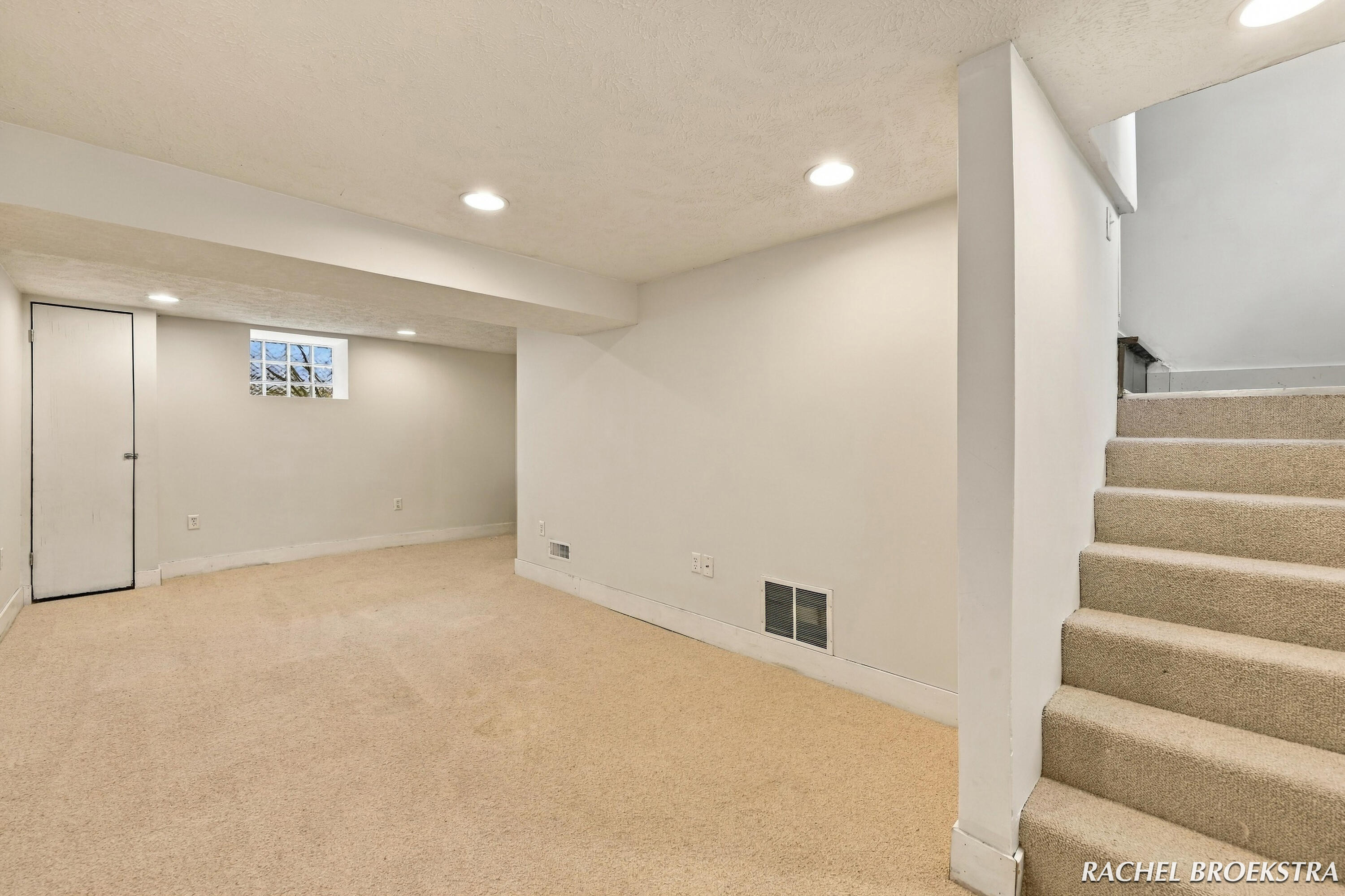 449 Giddings Avenue SE Grand Rapids MI 49506