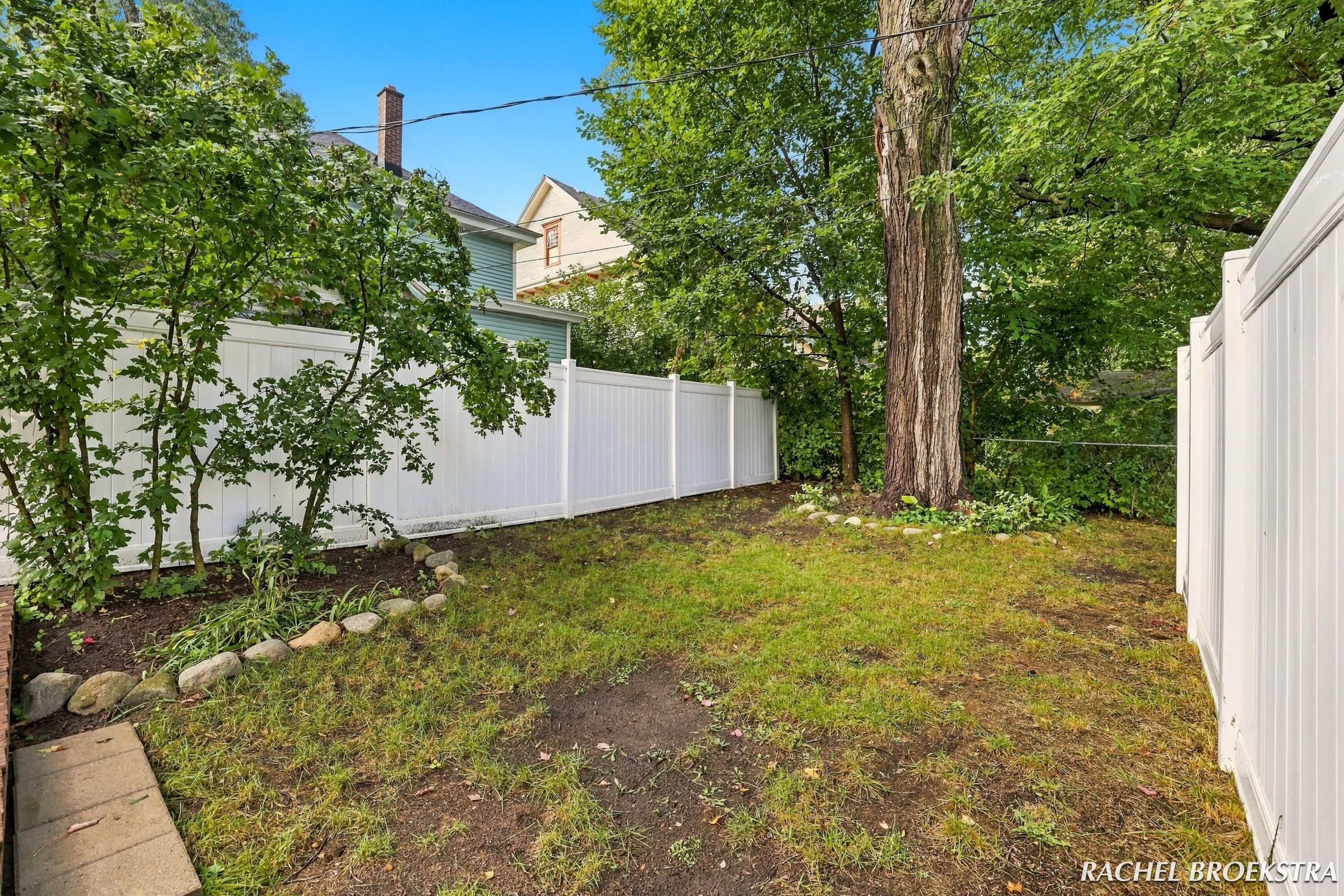 449 Giddings Avenue SE Grand Rapids MI 49506