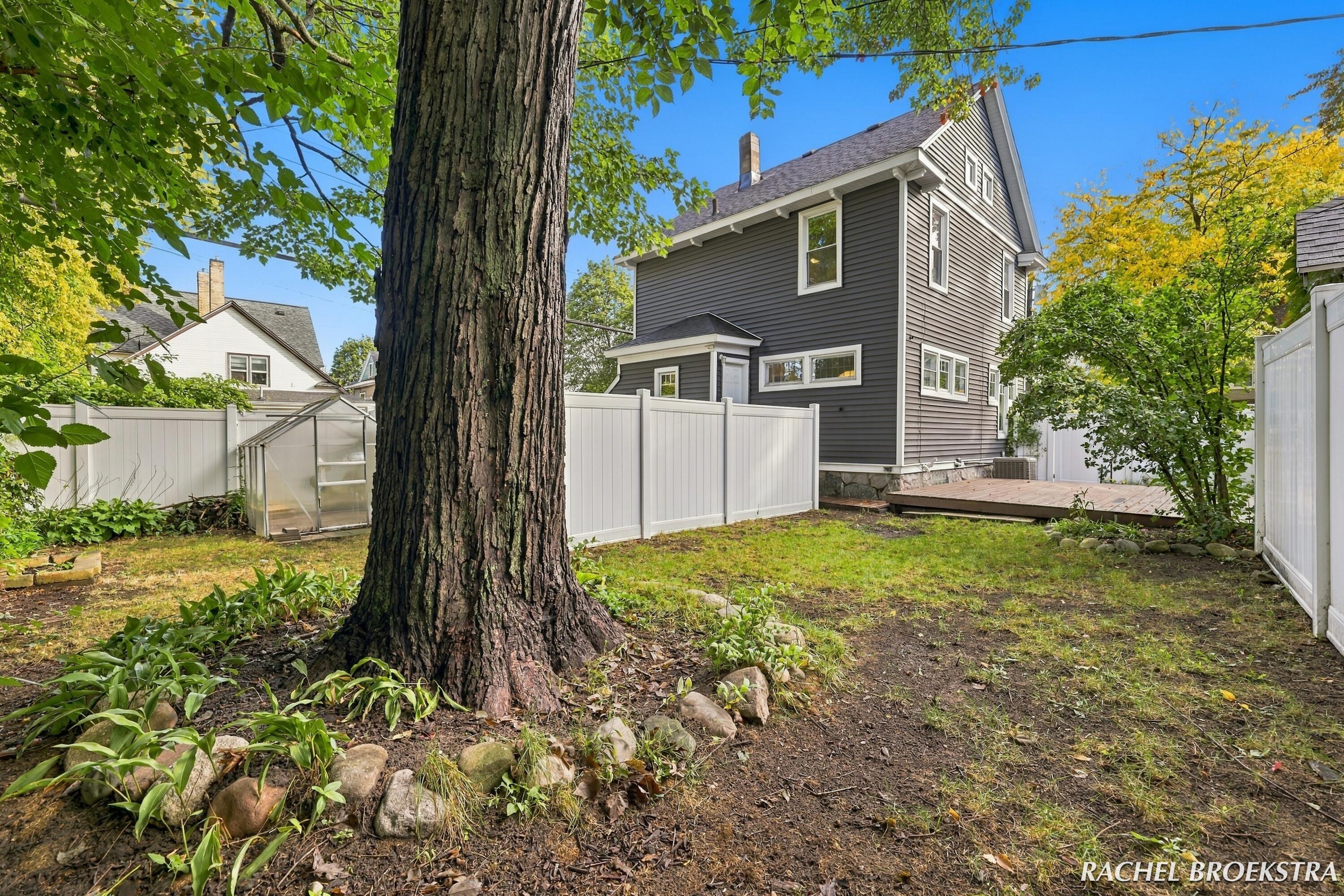 449 Giddings Avenue SE Grand Rapids MI 49506