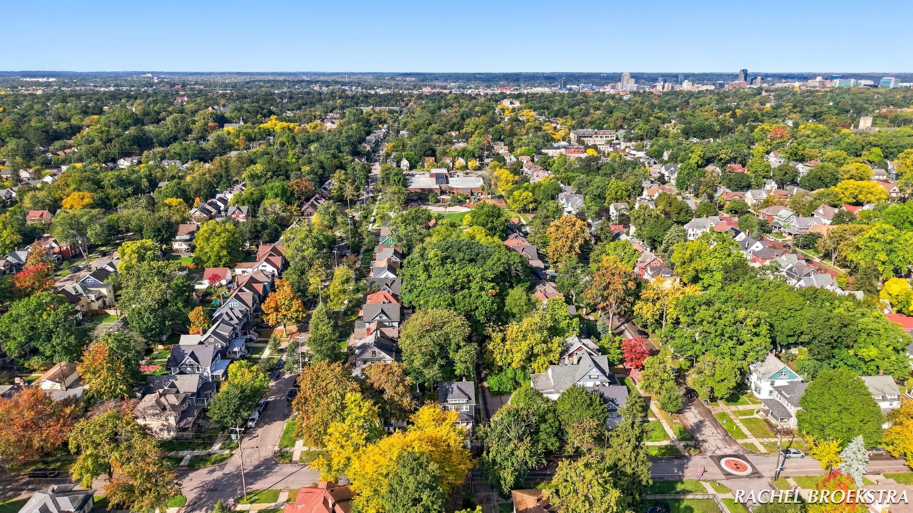 449 Giddings Avenue SE Grand Rapids MI 49506