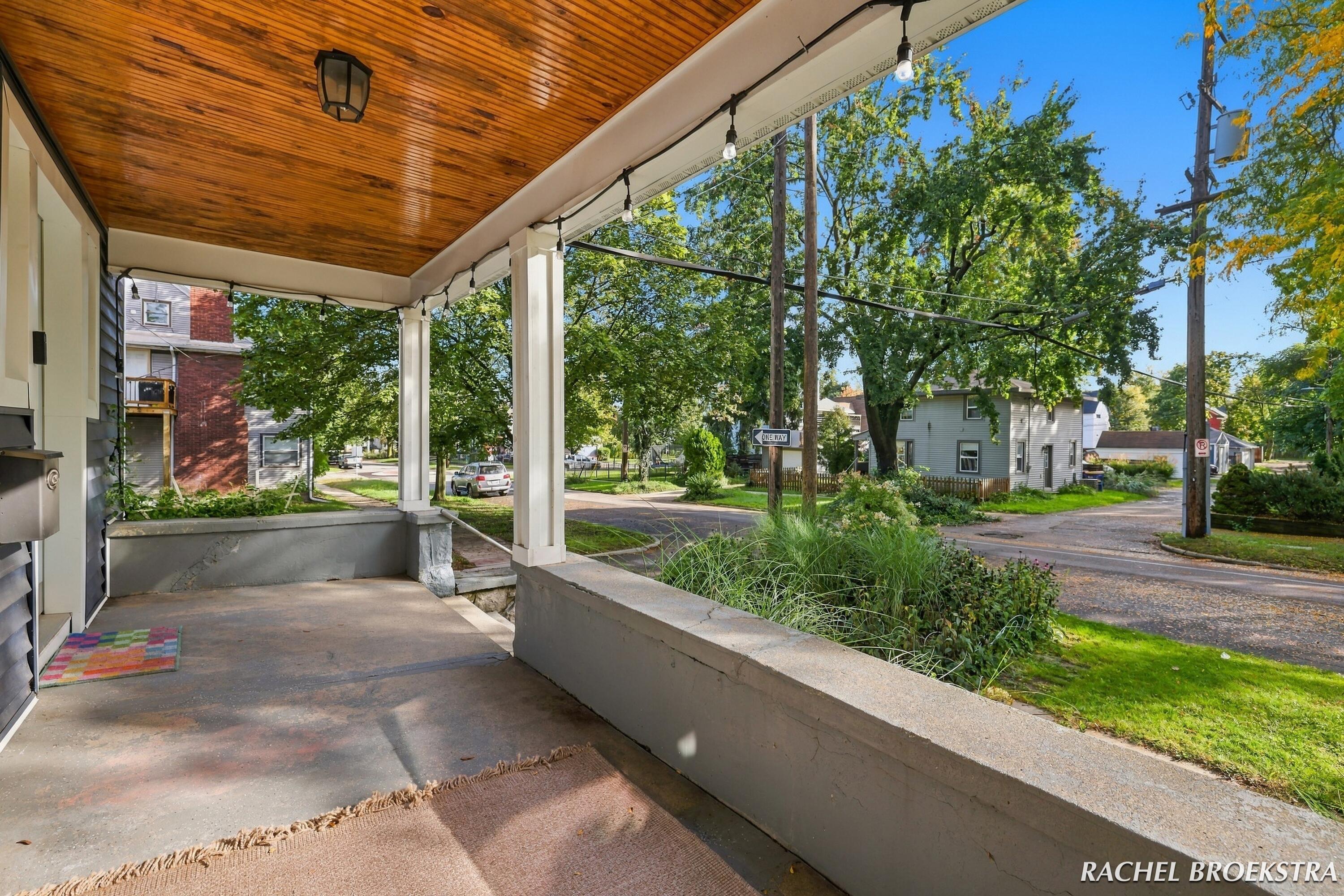 449 Giddings Avenue SE Grand Rapids MI 49506