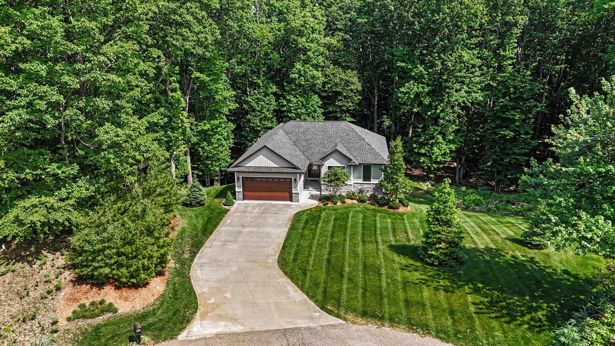 5451 Breckenridge Drive Ludington MI 49431