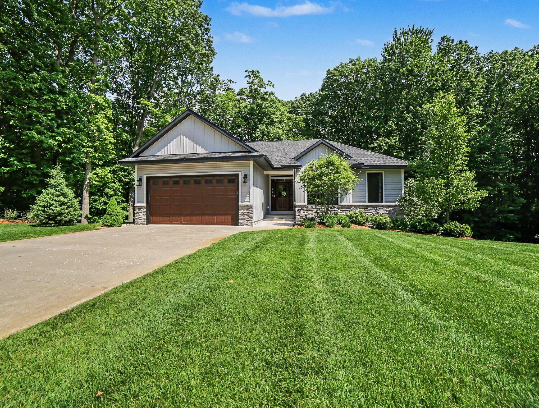 5451 Breckenridge Drive Ludington MI 49431