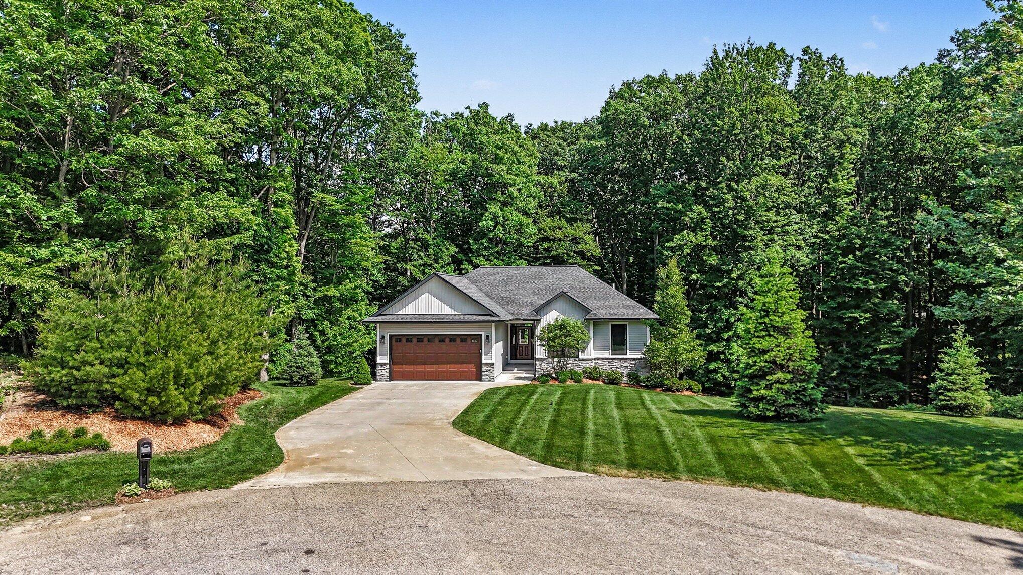 5451 Breckenridge Drive Ludington MI 49431