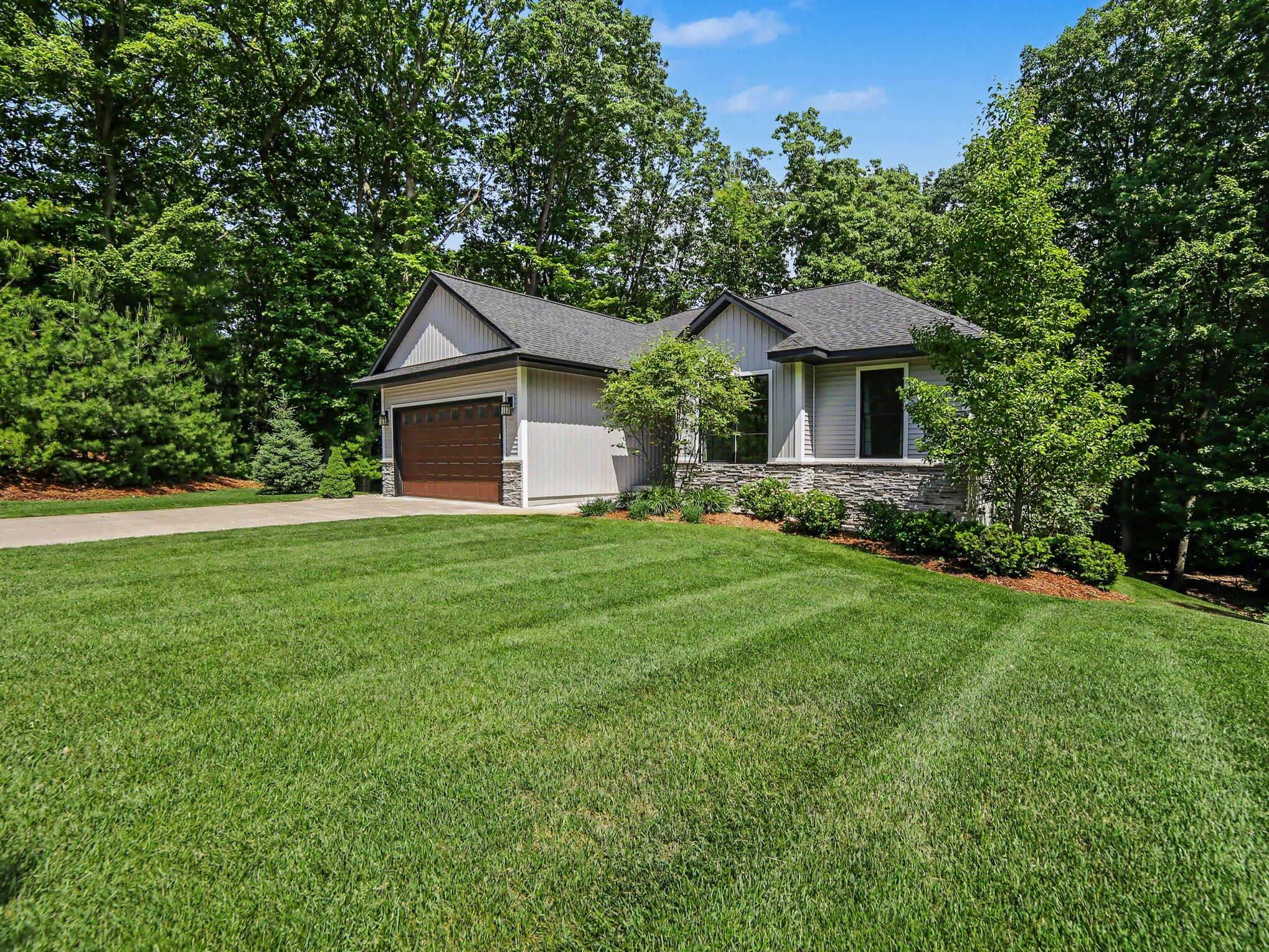 5451 Breckenridge Drive Ludington MI 49431