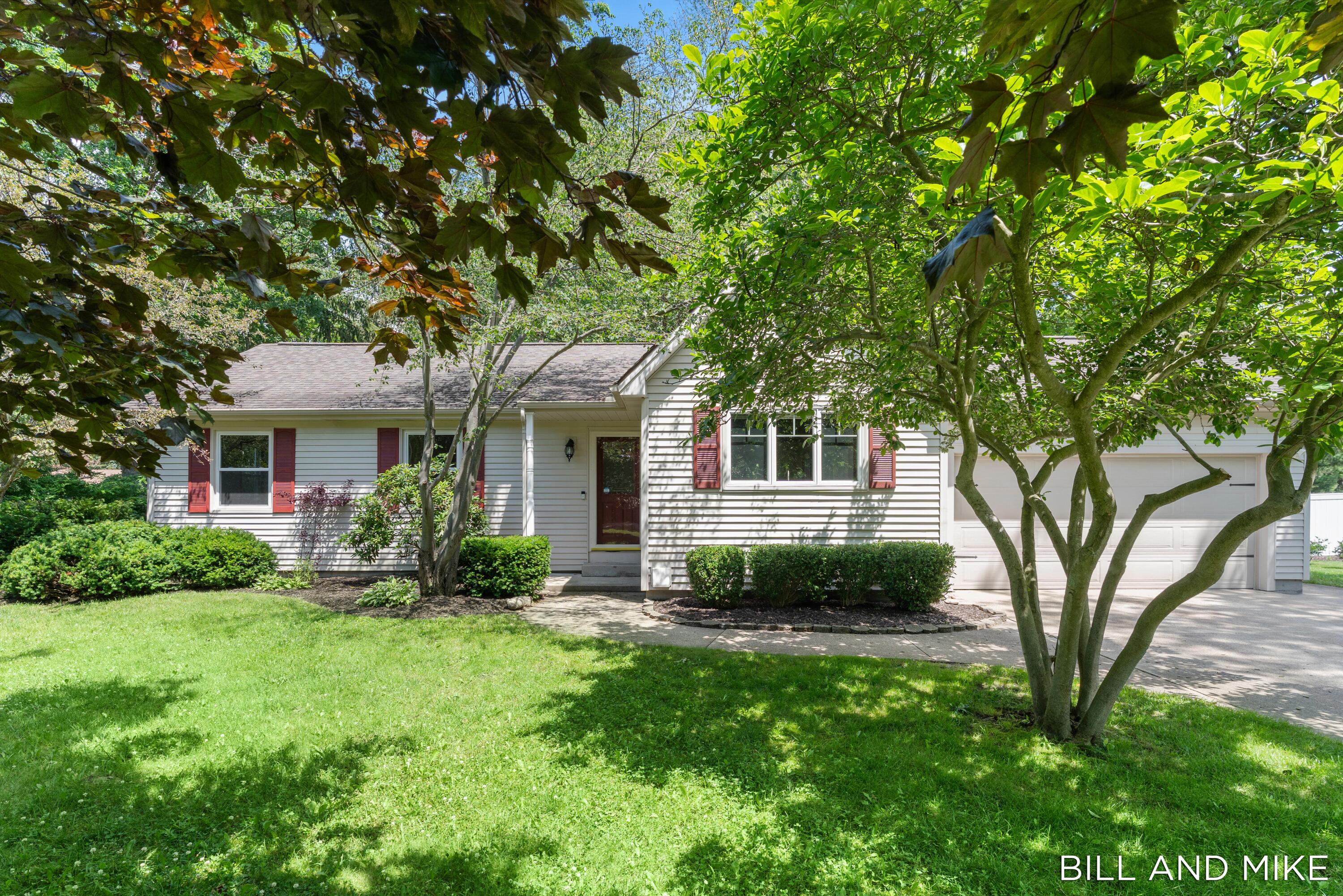 3517 64th Street Saugatuck MI 49453