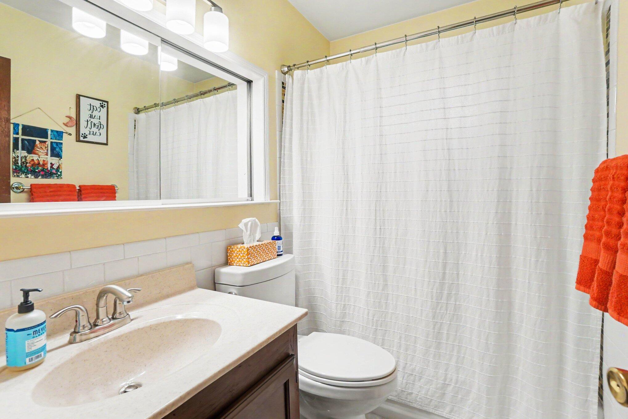 2286 Leif Avenue Muskegon MI 49441