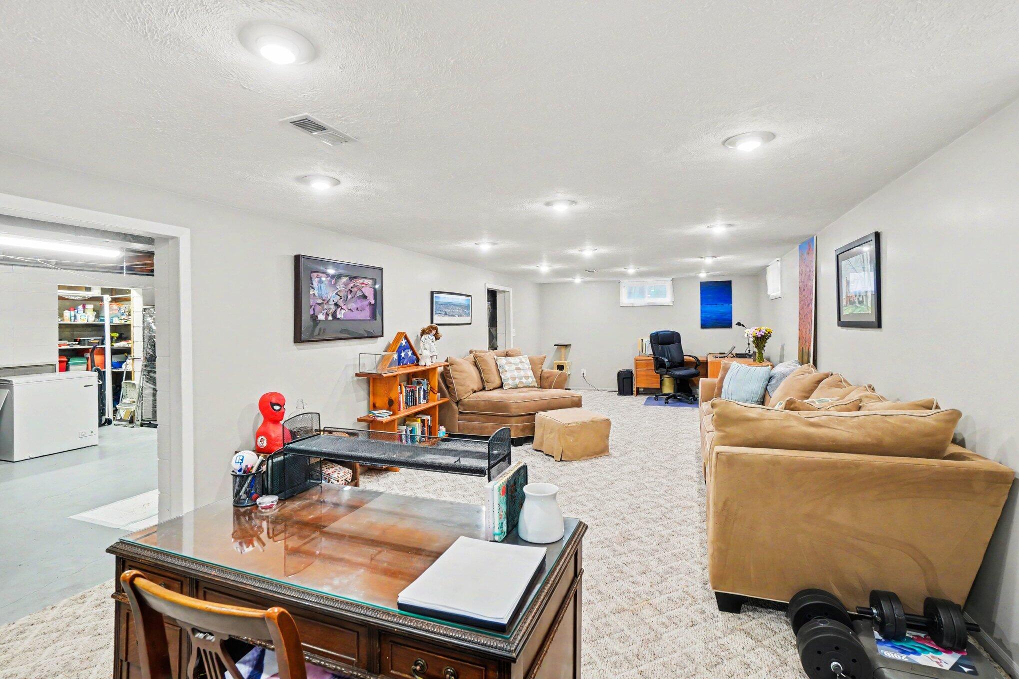 2286 Leif Avenue Muskegon MI 49441