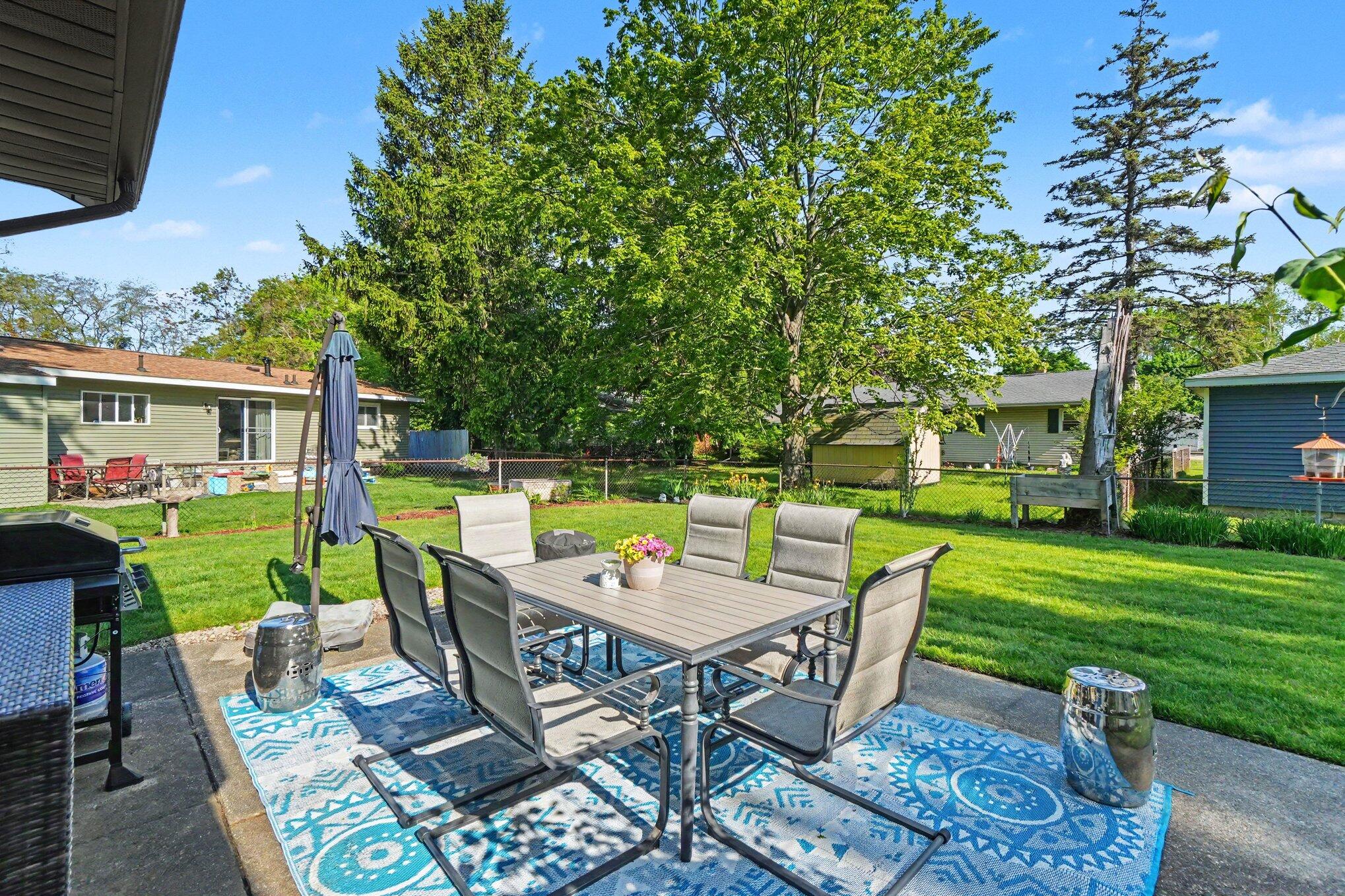 2286 Leif Avenue Muskegon MI 49441