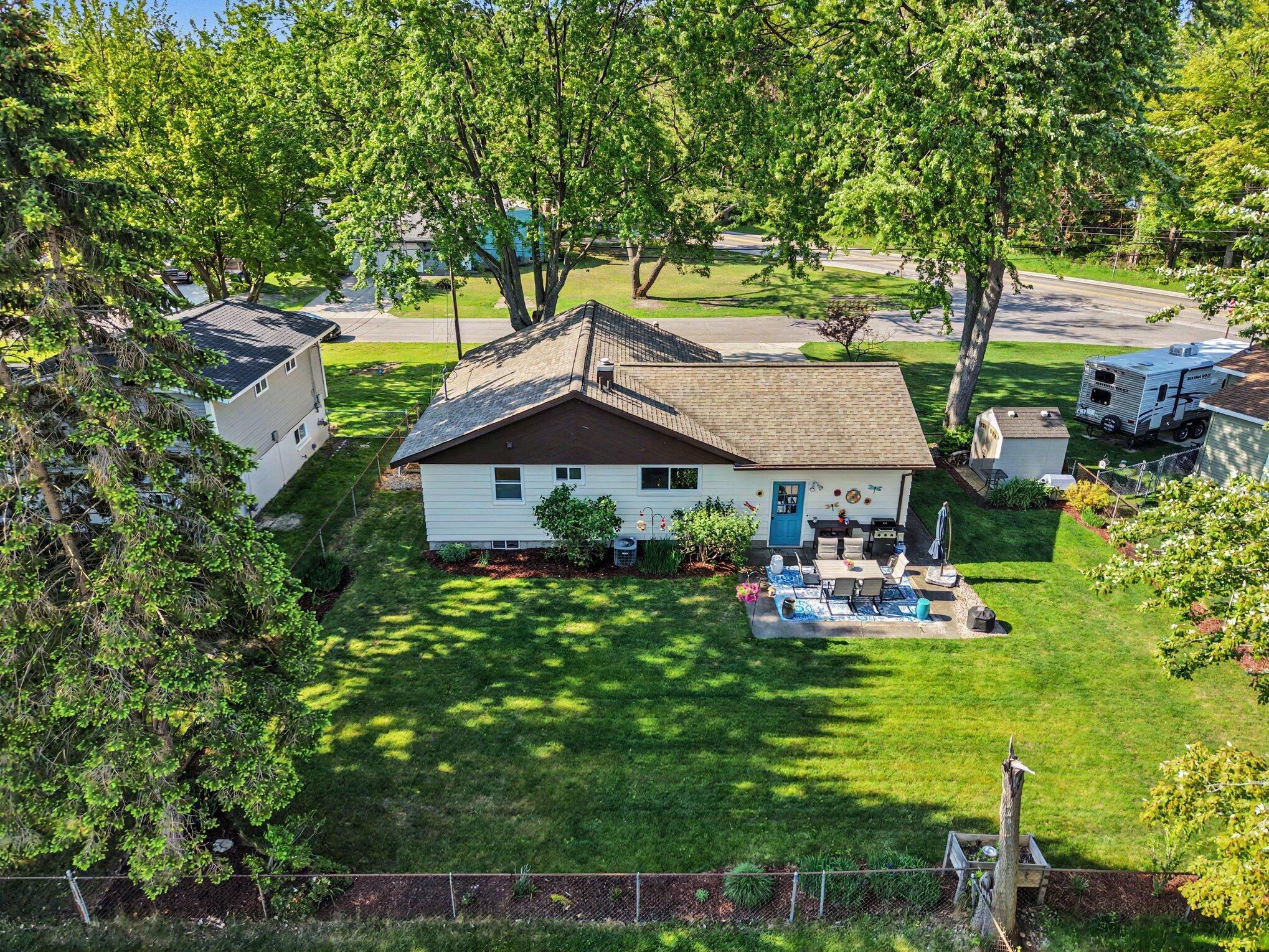2286 Leif Avenue Muskegon MI 49441