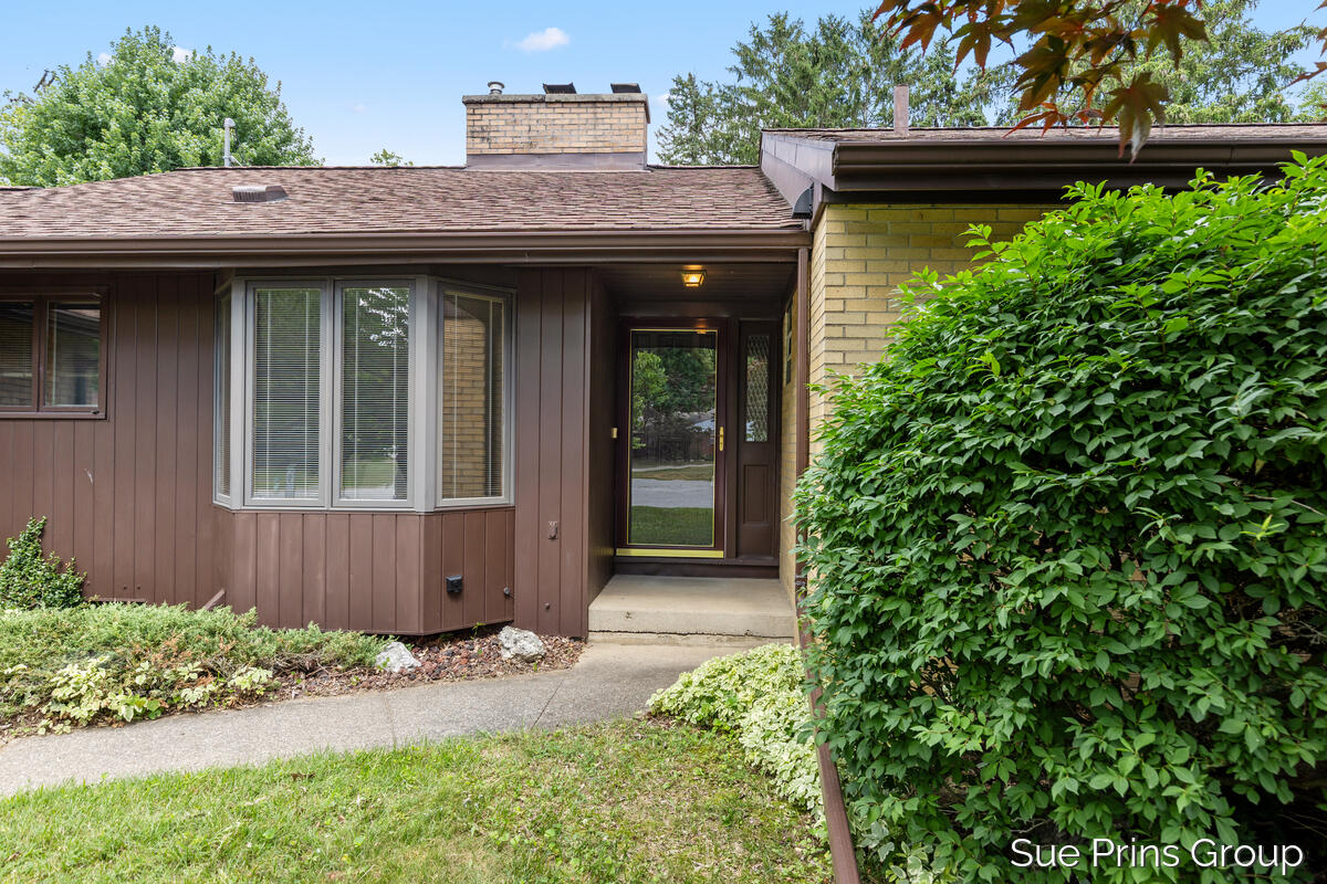 1809 7th Street NW Grand Rapids MI 49504