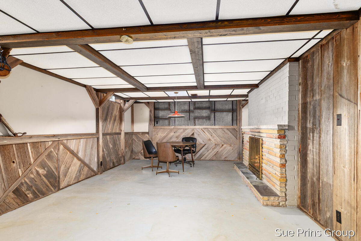 1809 7th Street NW Grand Rapids MI 49504