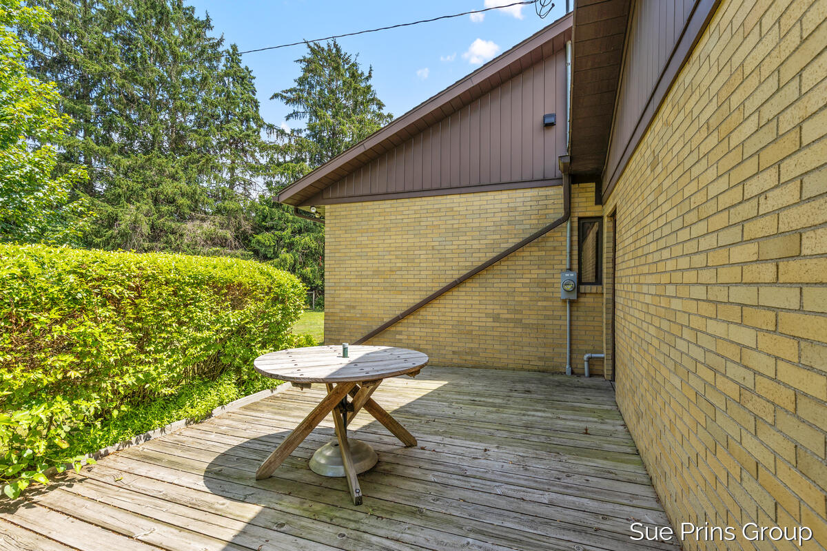 1809 7th Street NW Grand Rapids MI 49504