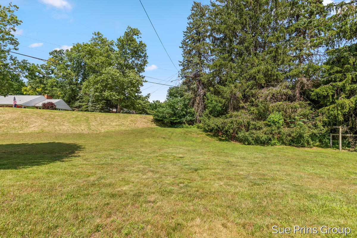1809 7th Street NW Grand Rapids MI 49504