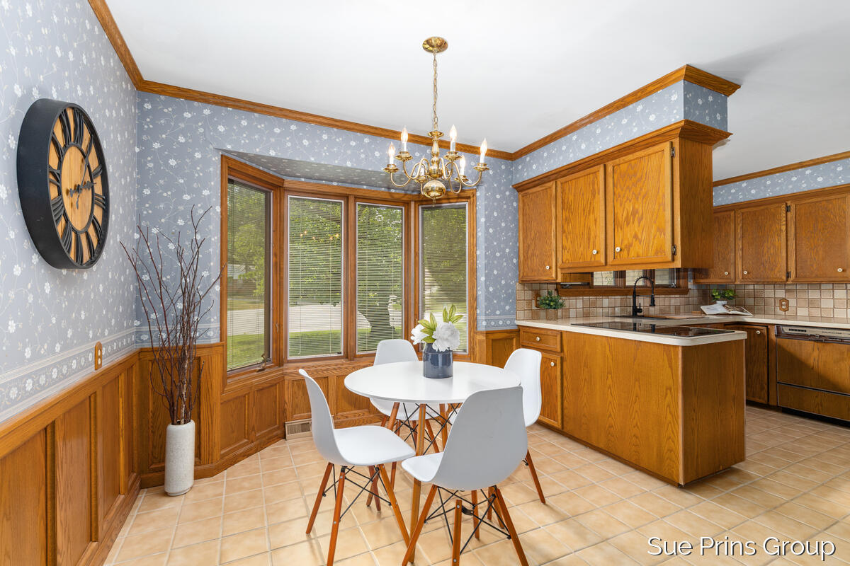 1809 7th Street NW Grand Rapids MI 49504