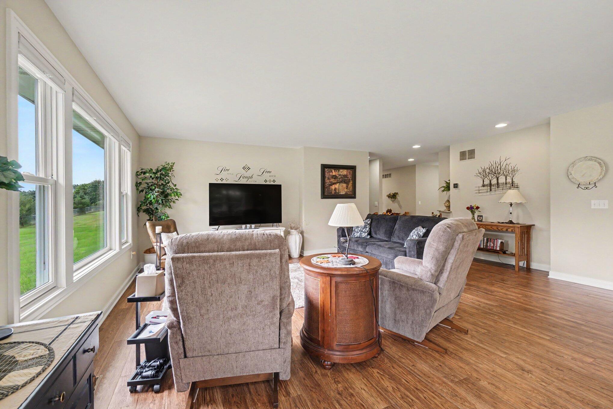 2133 S Van Kal Street Kalamazoo MI 49009
