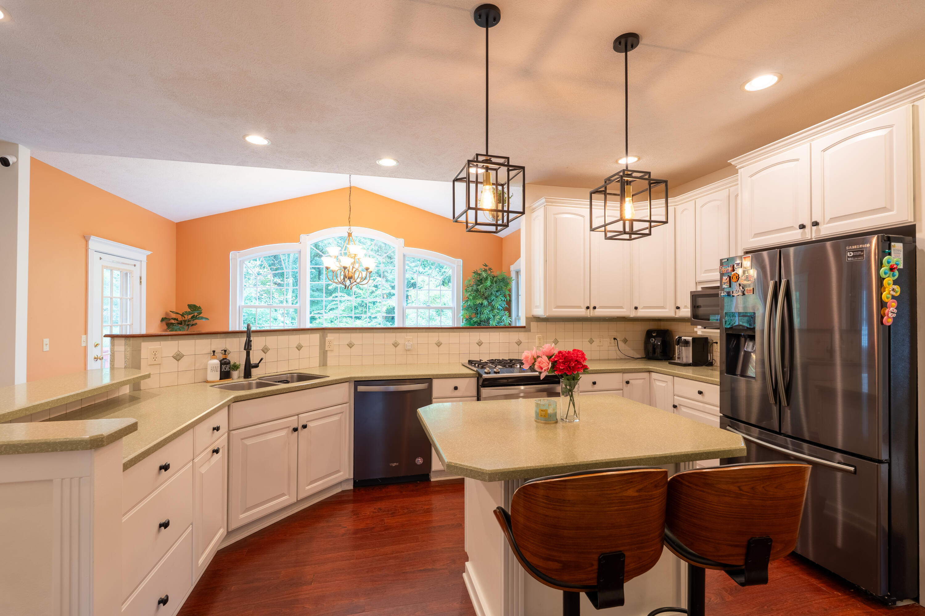 1621 Falcon Crest Drive NE Grand Rapids MI 49525