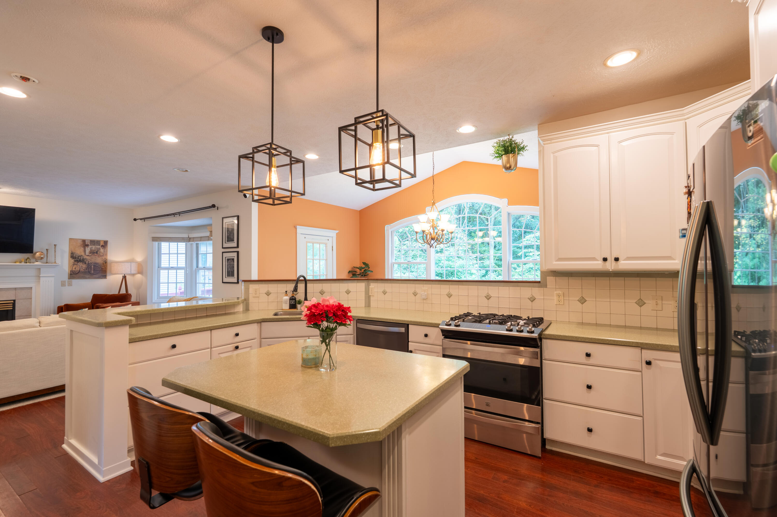 1621 Falcon Crest Drive NE Grand Rapids MI 49525