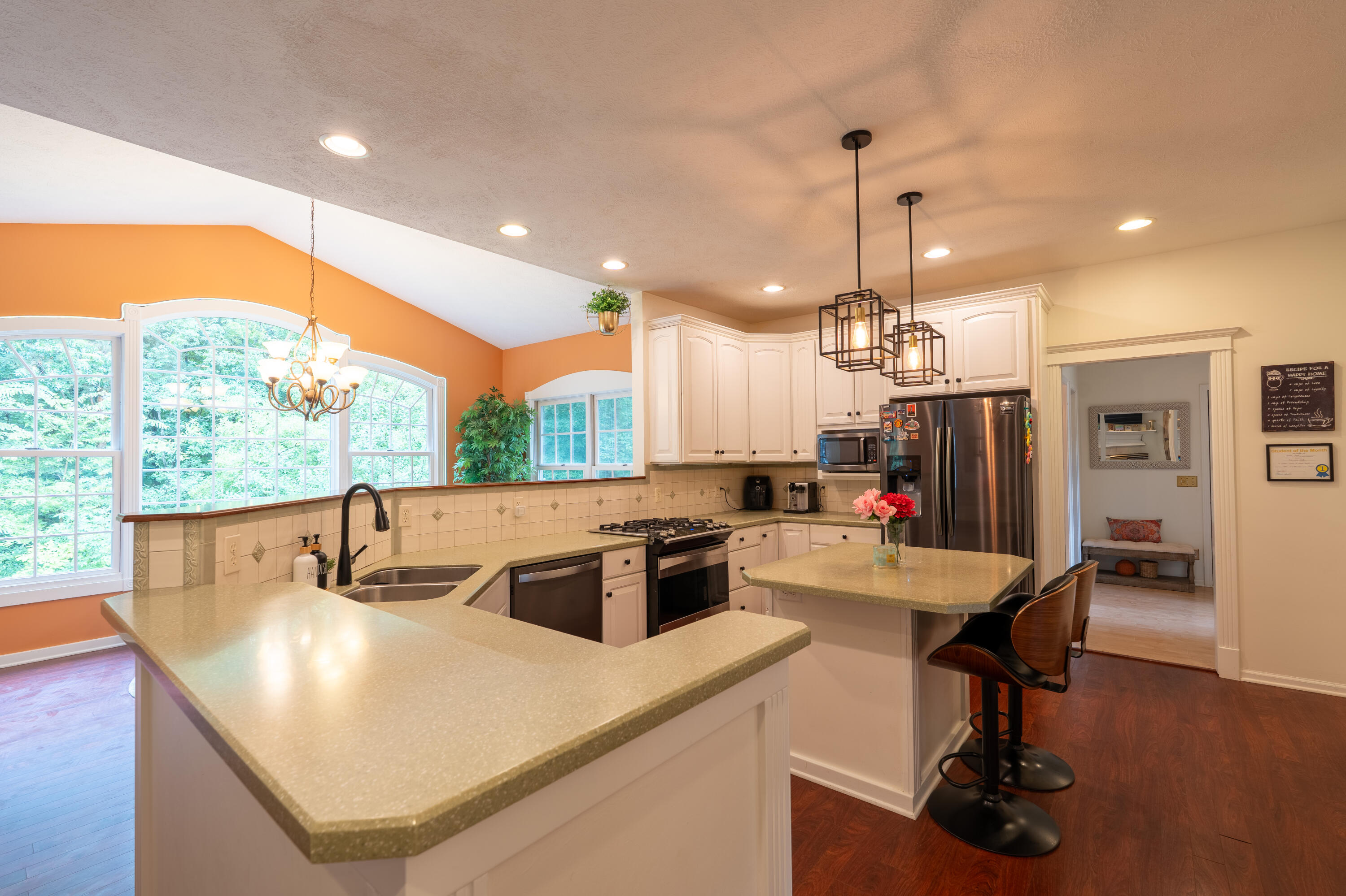1621 Falcon Crest Drive NE Grand Rapids MI 49525