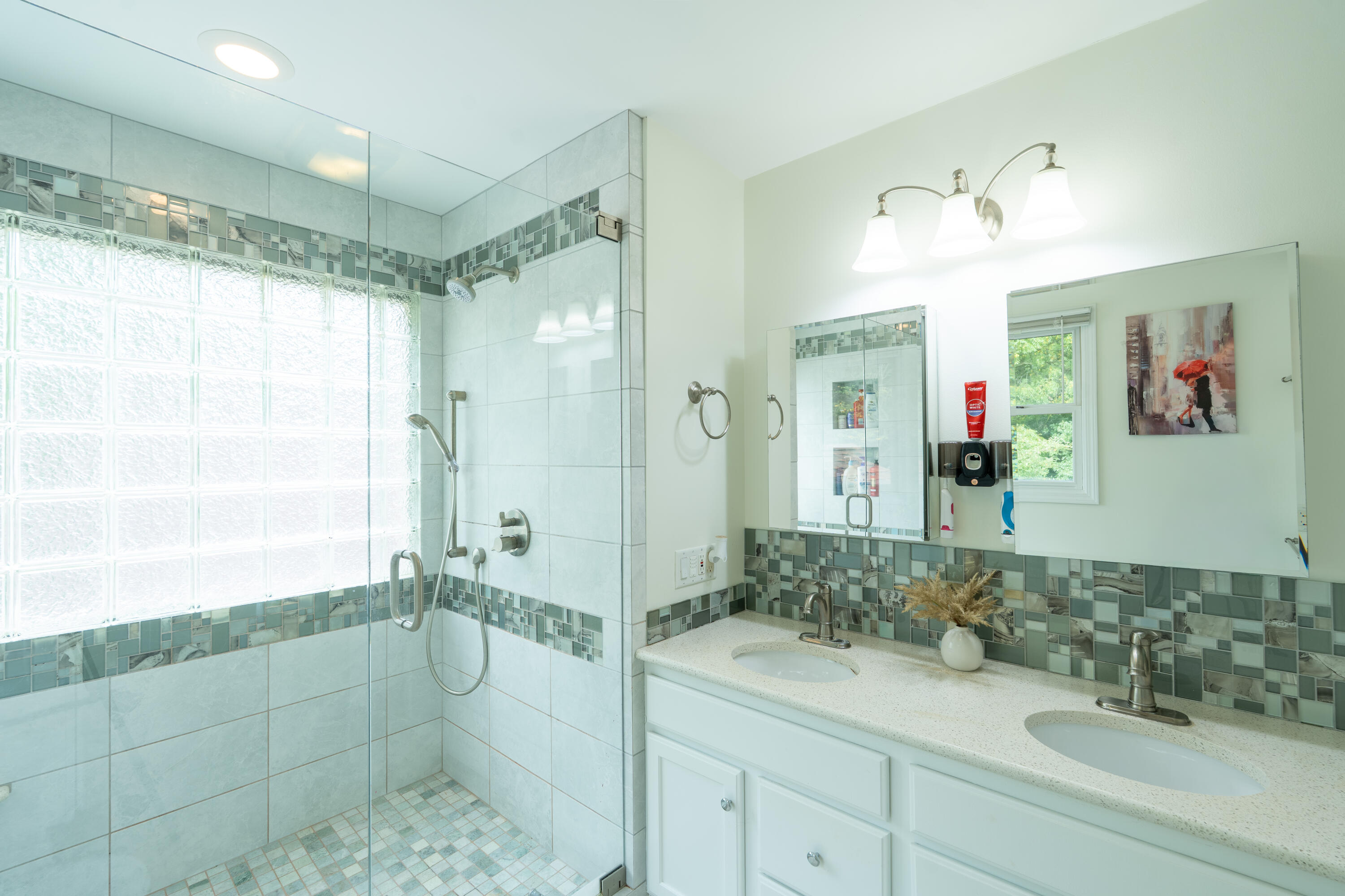 1621 Falcon Crest Drive NE Grand Rapids MI 49525