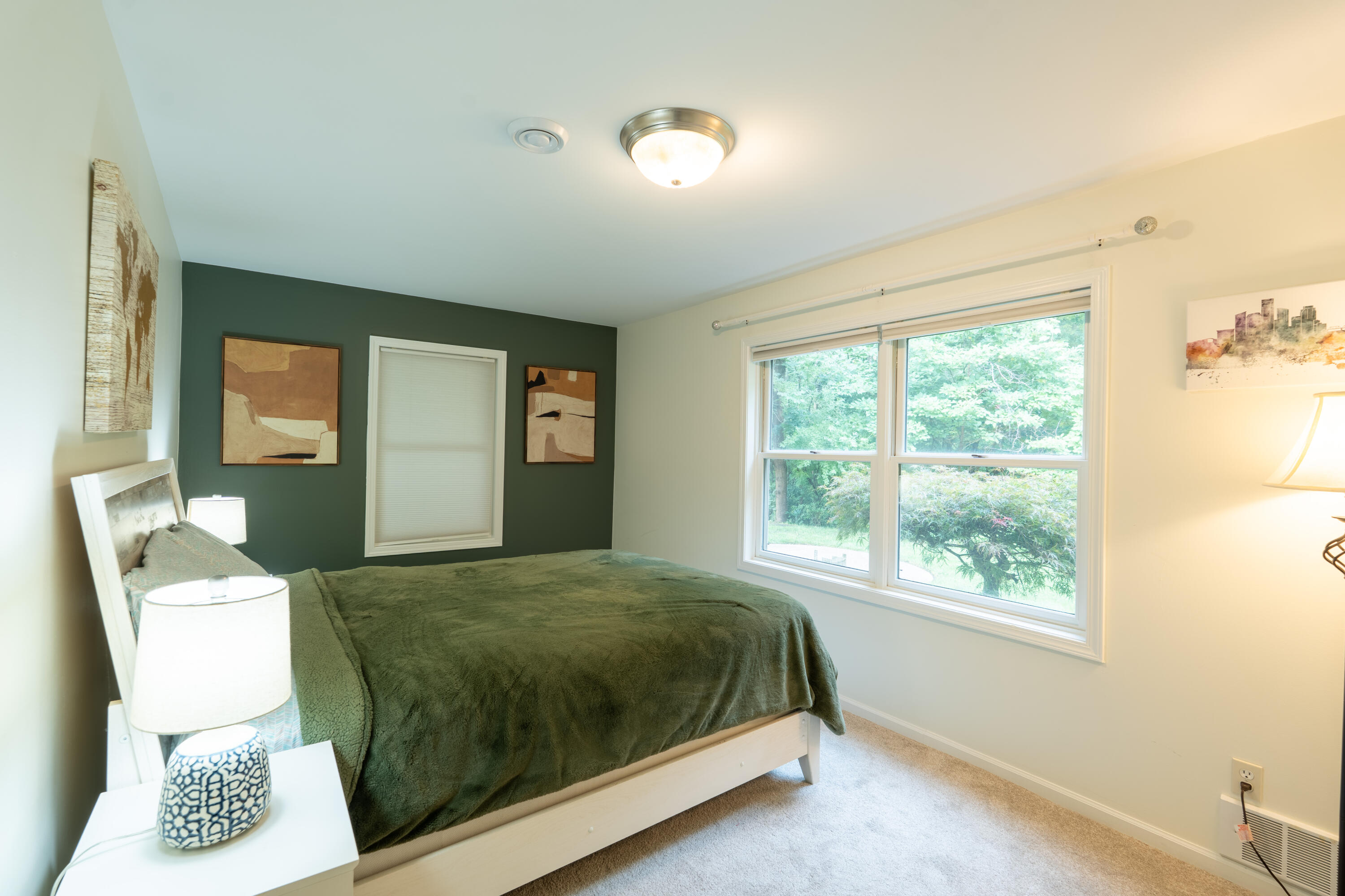 1621 Falcon Crest Drive NE Grand Rapids MI 49525
