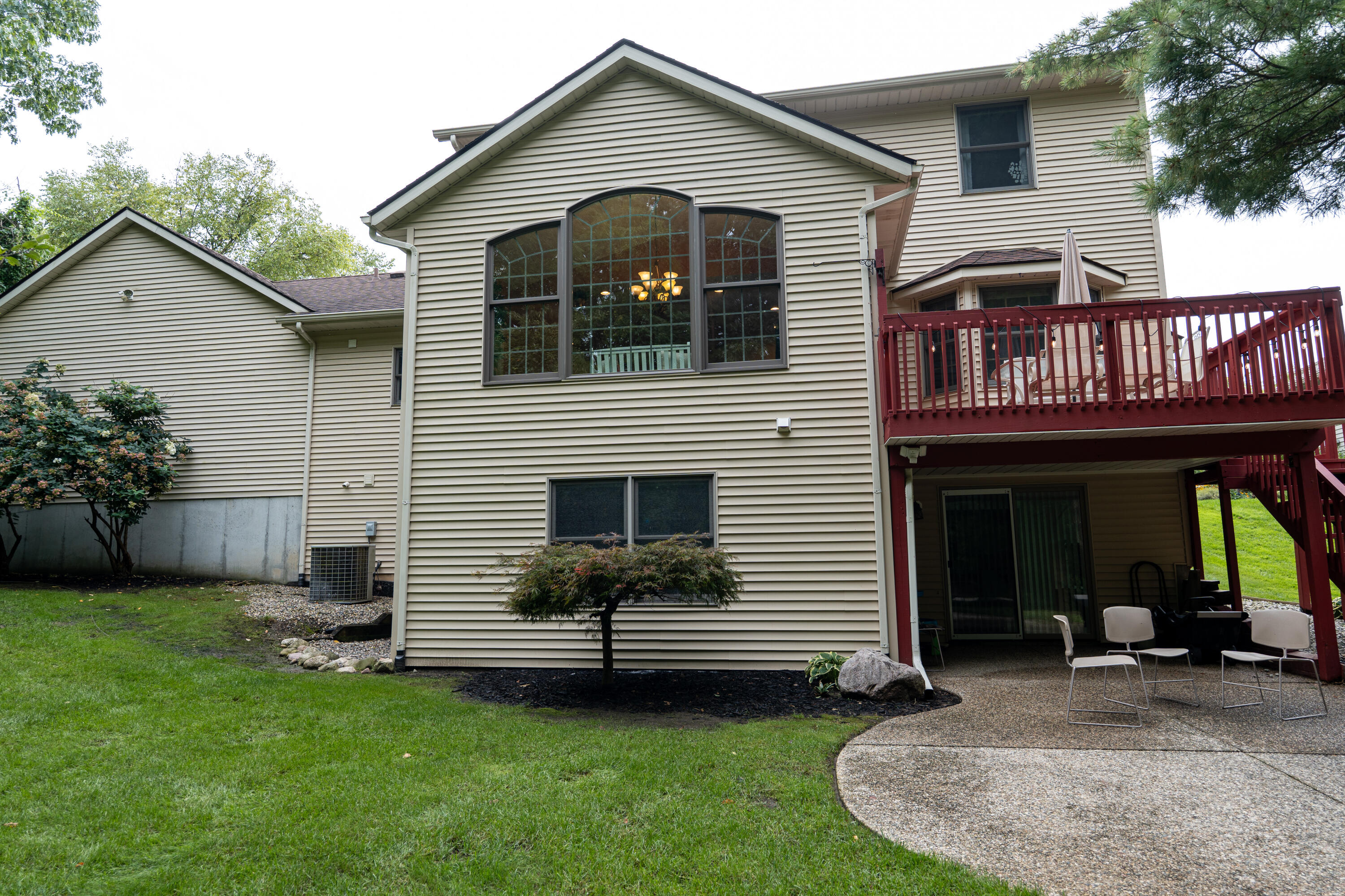 1621 Falcon Crest Drive NE Grand Rapids MI 49525