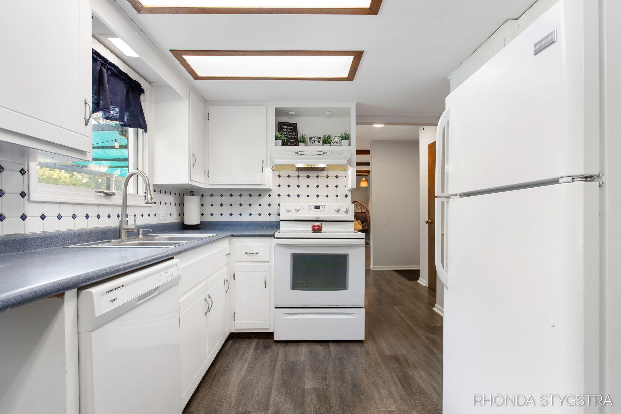 575 Pineview Drive Holland MI 49424