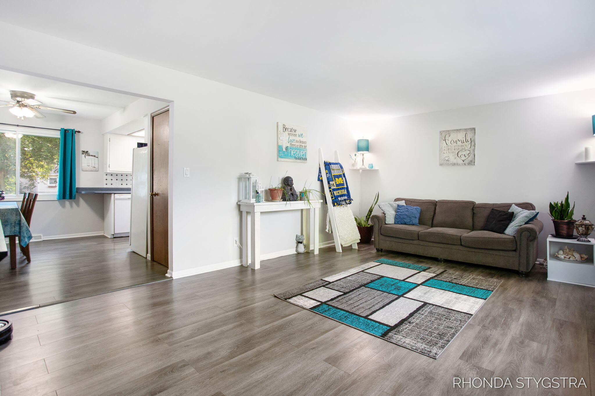 575 Pineview Drive Holland MI 49424