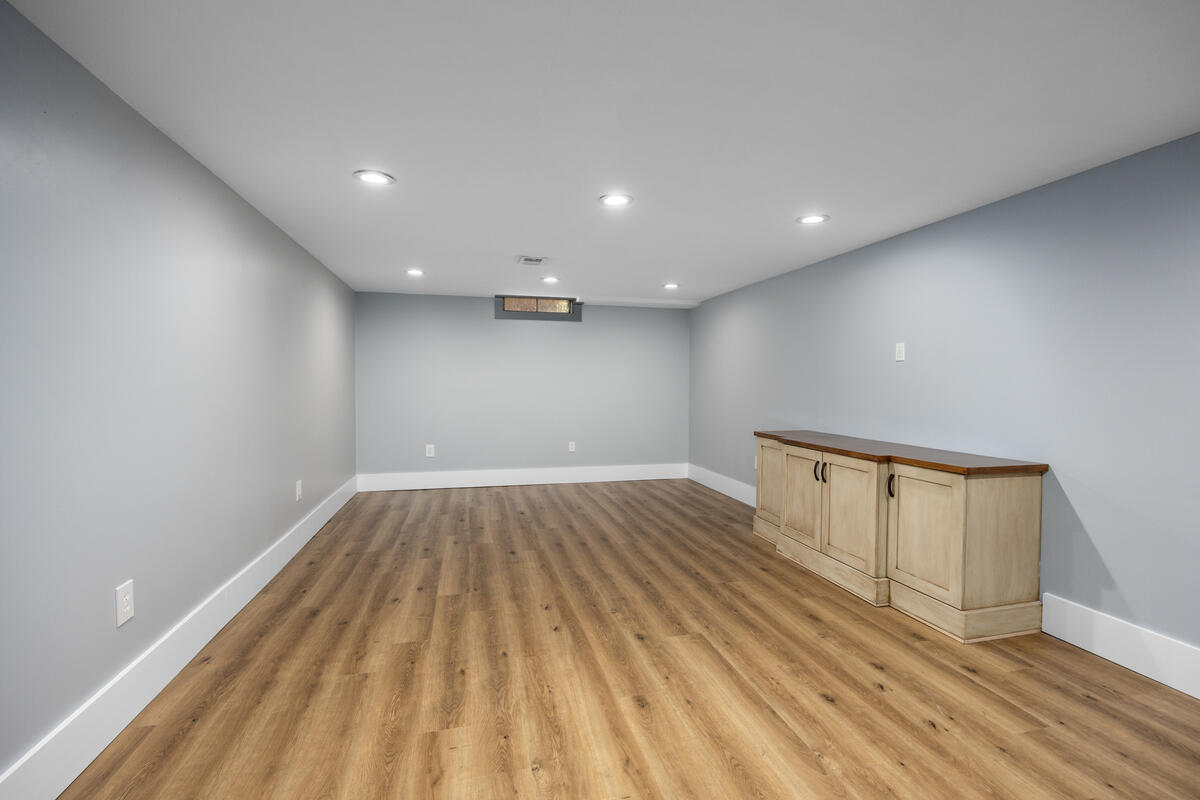 5630 Far Hill Drive SE Grand Rapids MI 49546