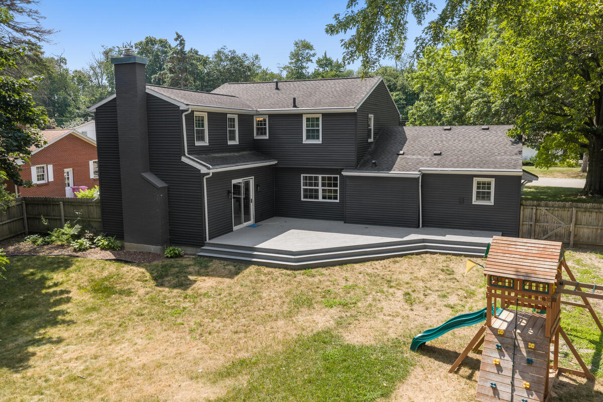 5630 Far Hill Drive SE Grand Rapids MI 49546