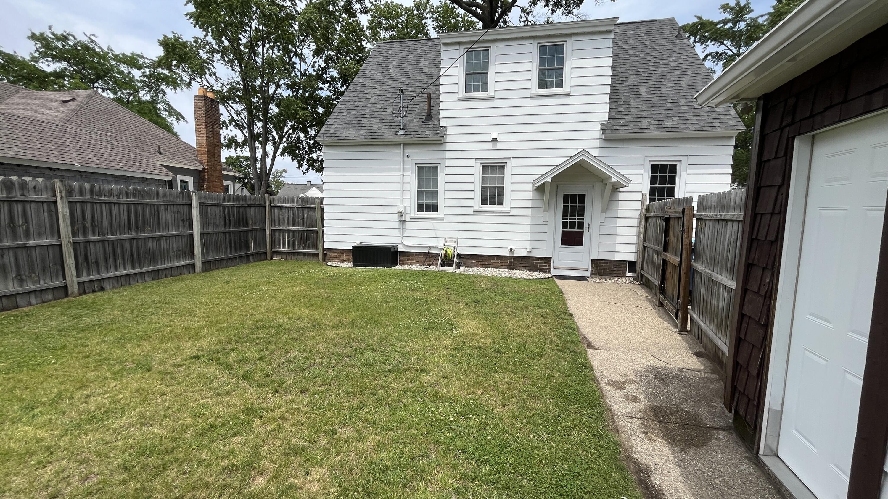 1193 Cornell Road Muskegon MI 49441
