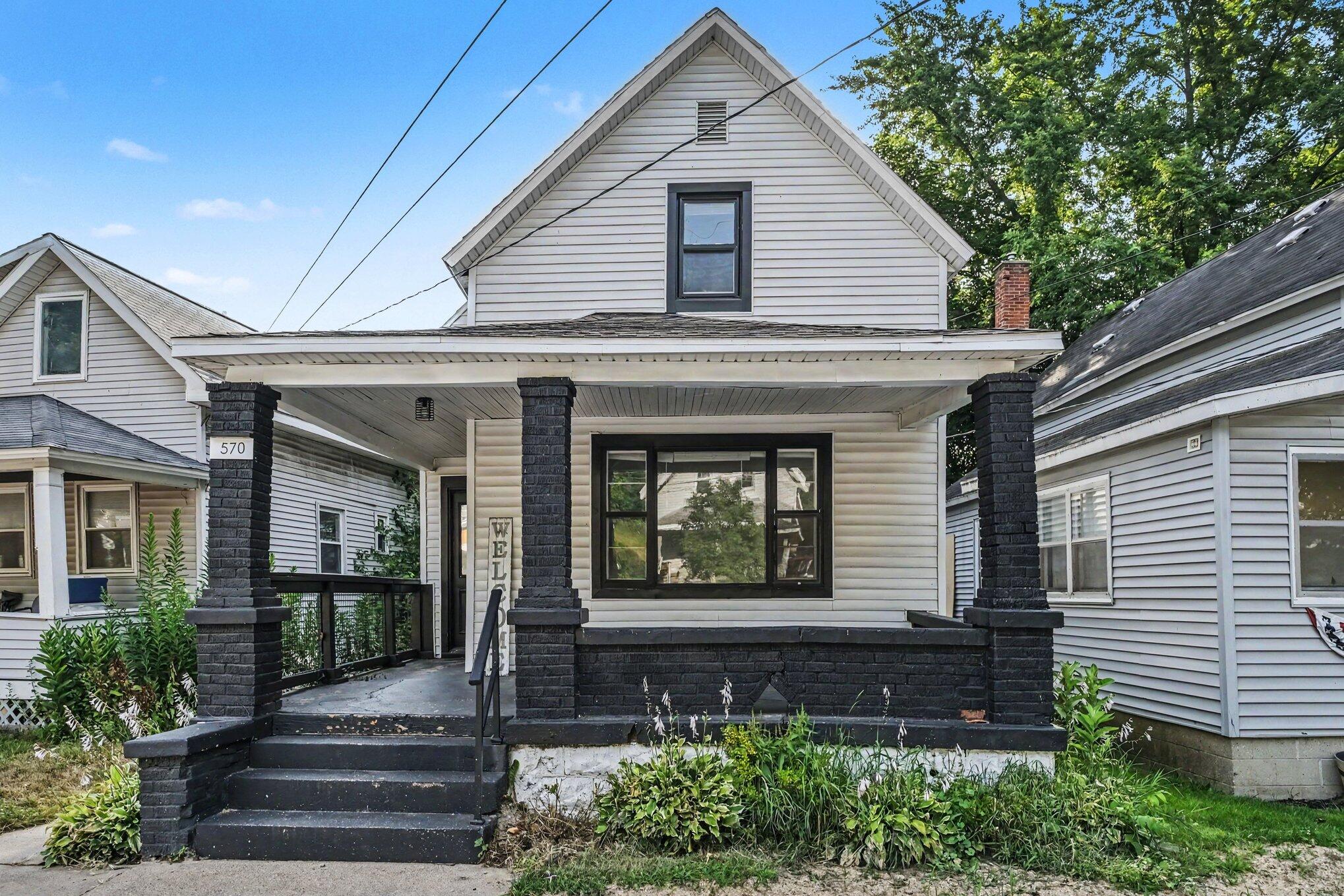 570 Valley Avenue NW Grand Rapids MI 49504
