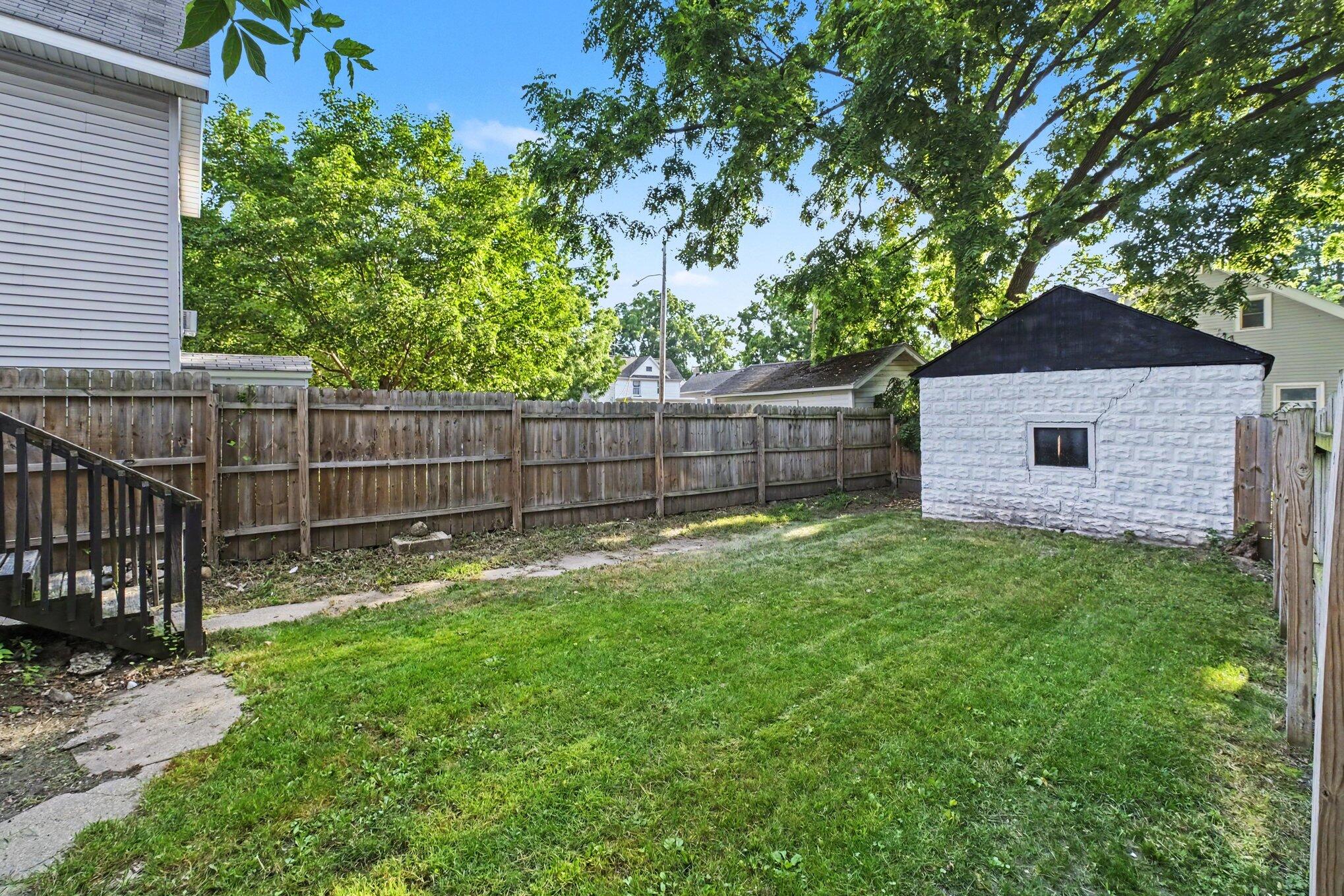 570 Valley Avenue NW Grand Rapids MI 49504