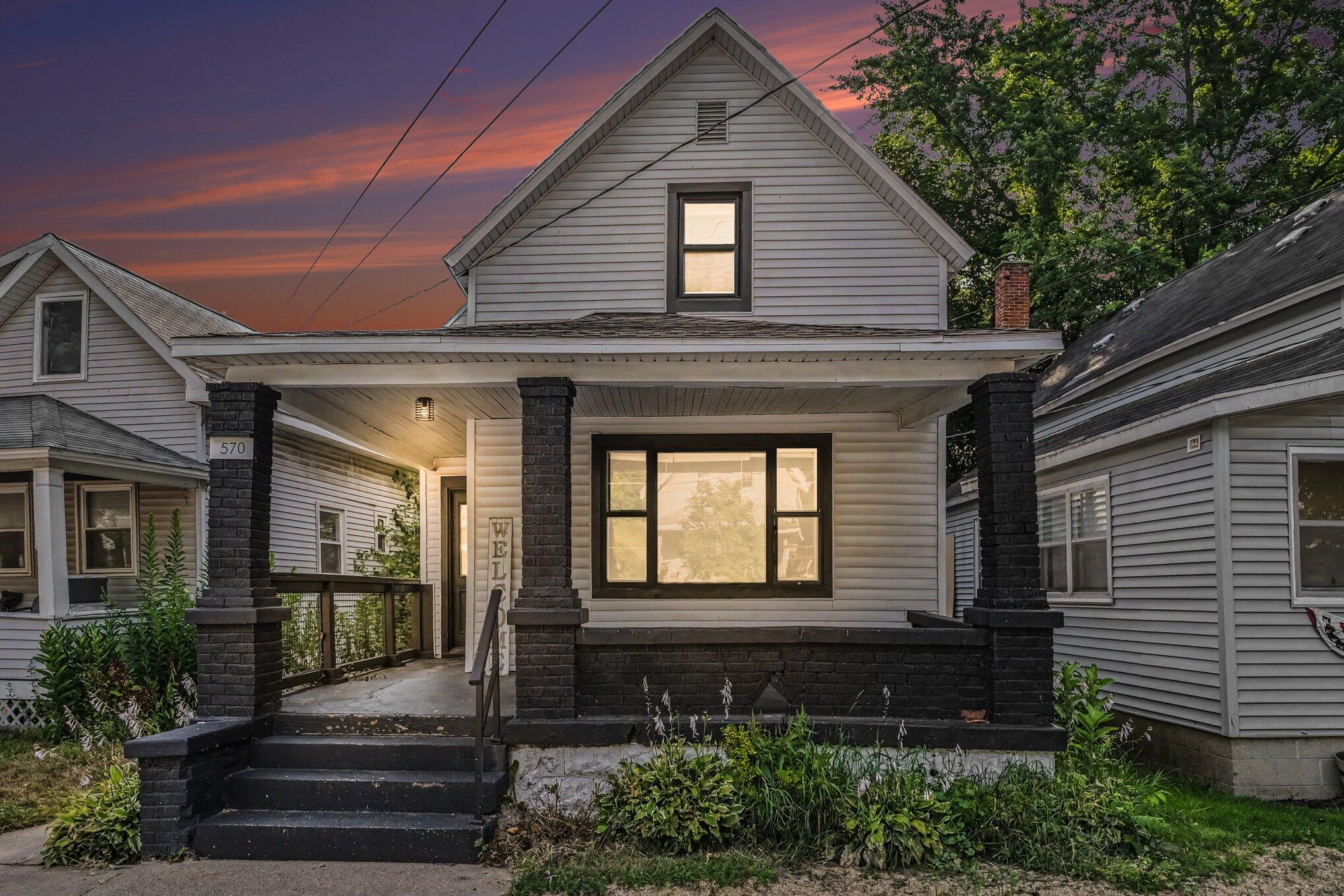 570 Valley Avenue NW Grand Rapids MI 49504
